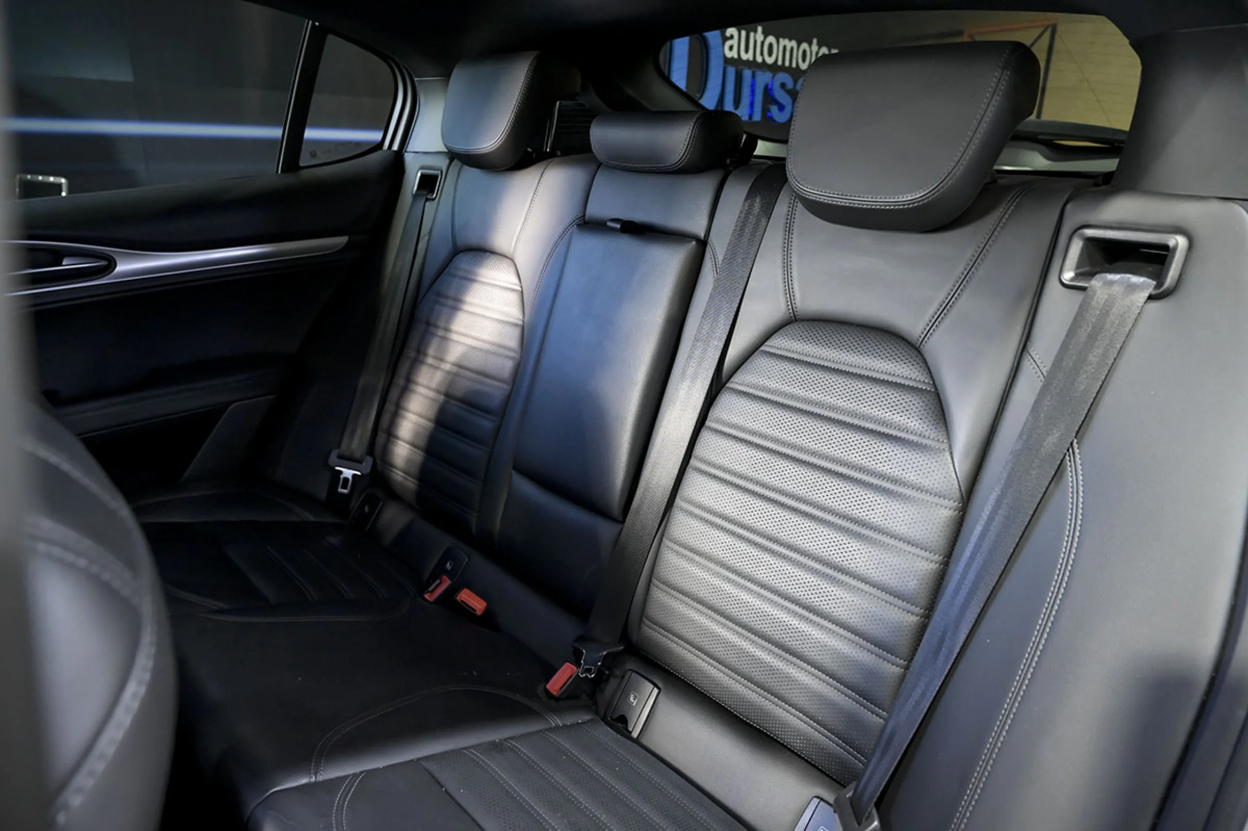 Alfa Romeo Stelvio 2.2 Diesel 154kW 210CV Veloce Q4 - Foto 17