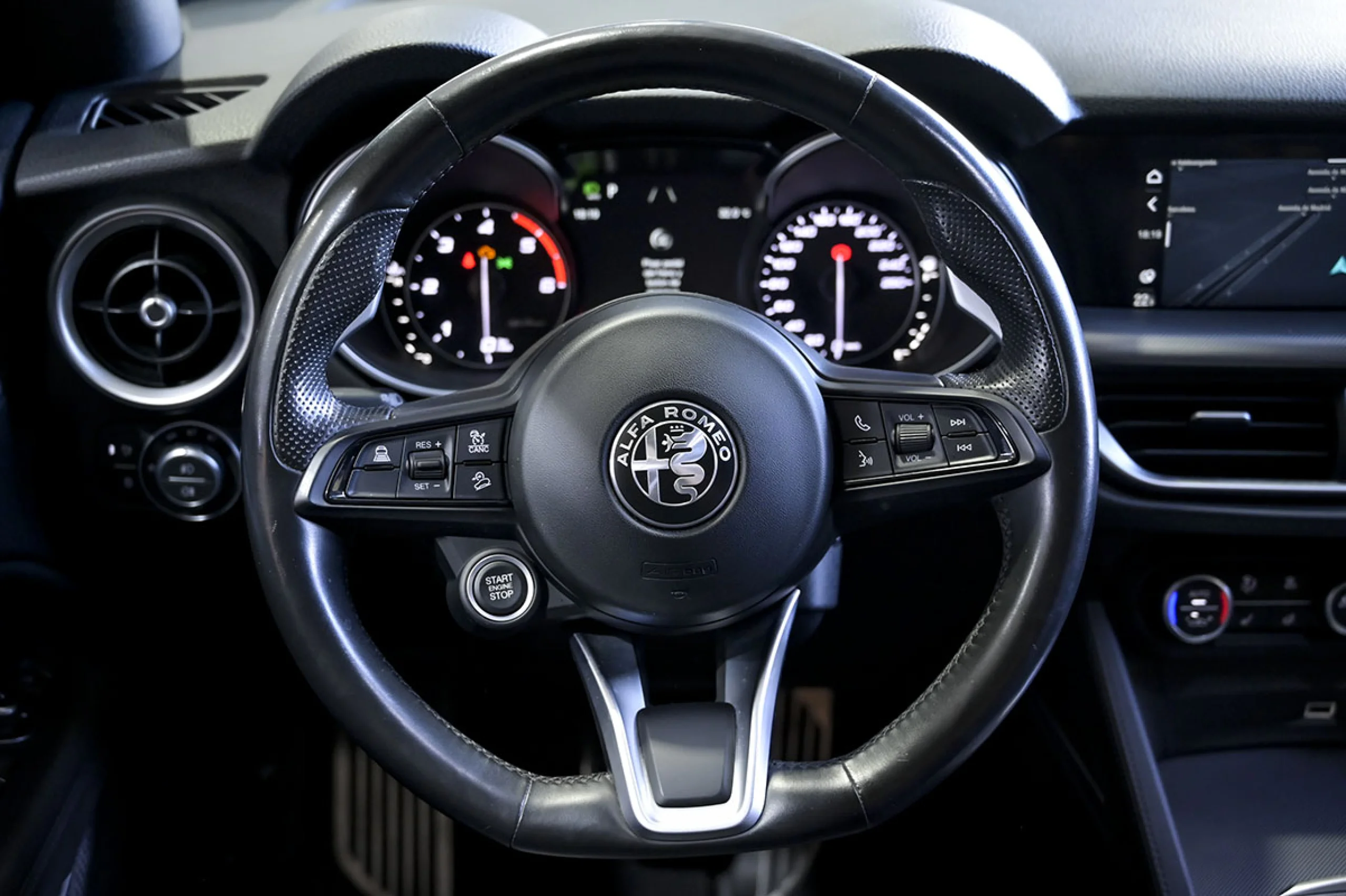 Alfa Romeo Stelvio 2.2 Diesel 154kW 210CV Veloce Q4 - Foto 40