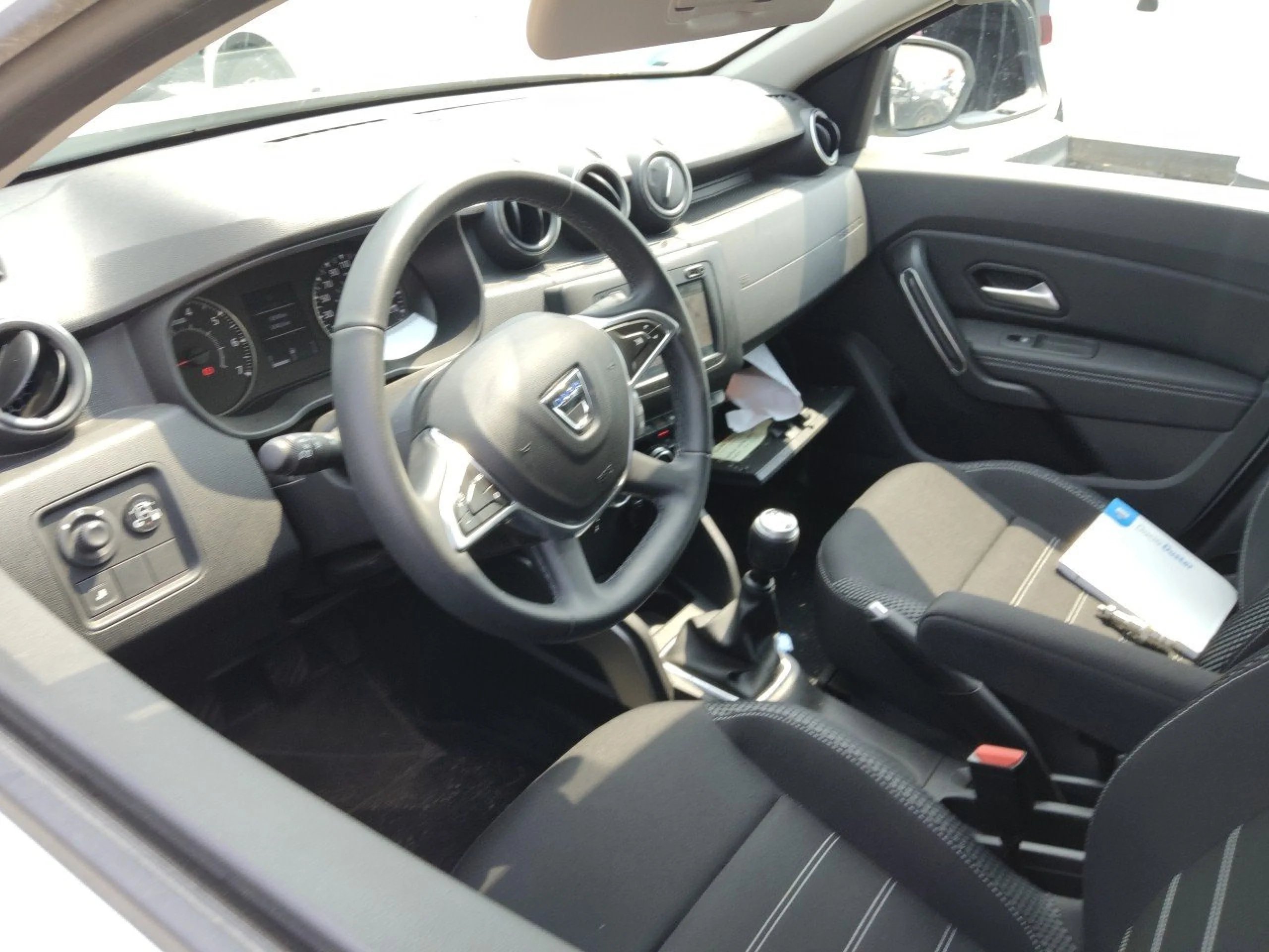 Dacia Duster Prestige 1.6 84kW 4X2 GLP GPF - 18 MY - Foto 7