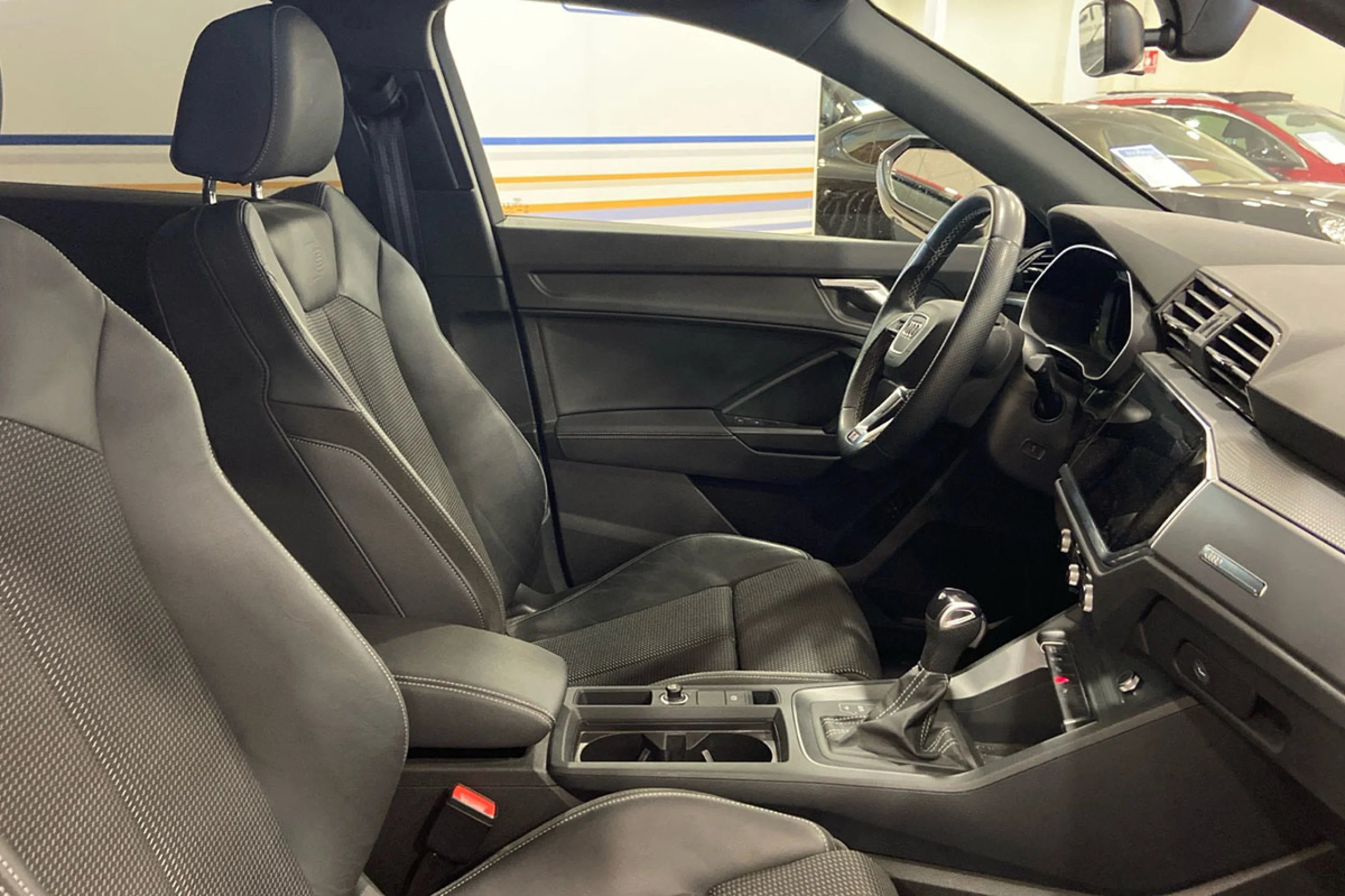 Audi Q3 Sportback 35 TFSI 110kW 150CV S tronic S Line - Foto 9