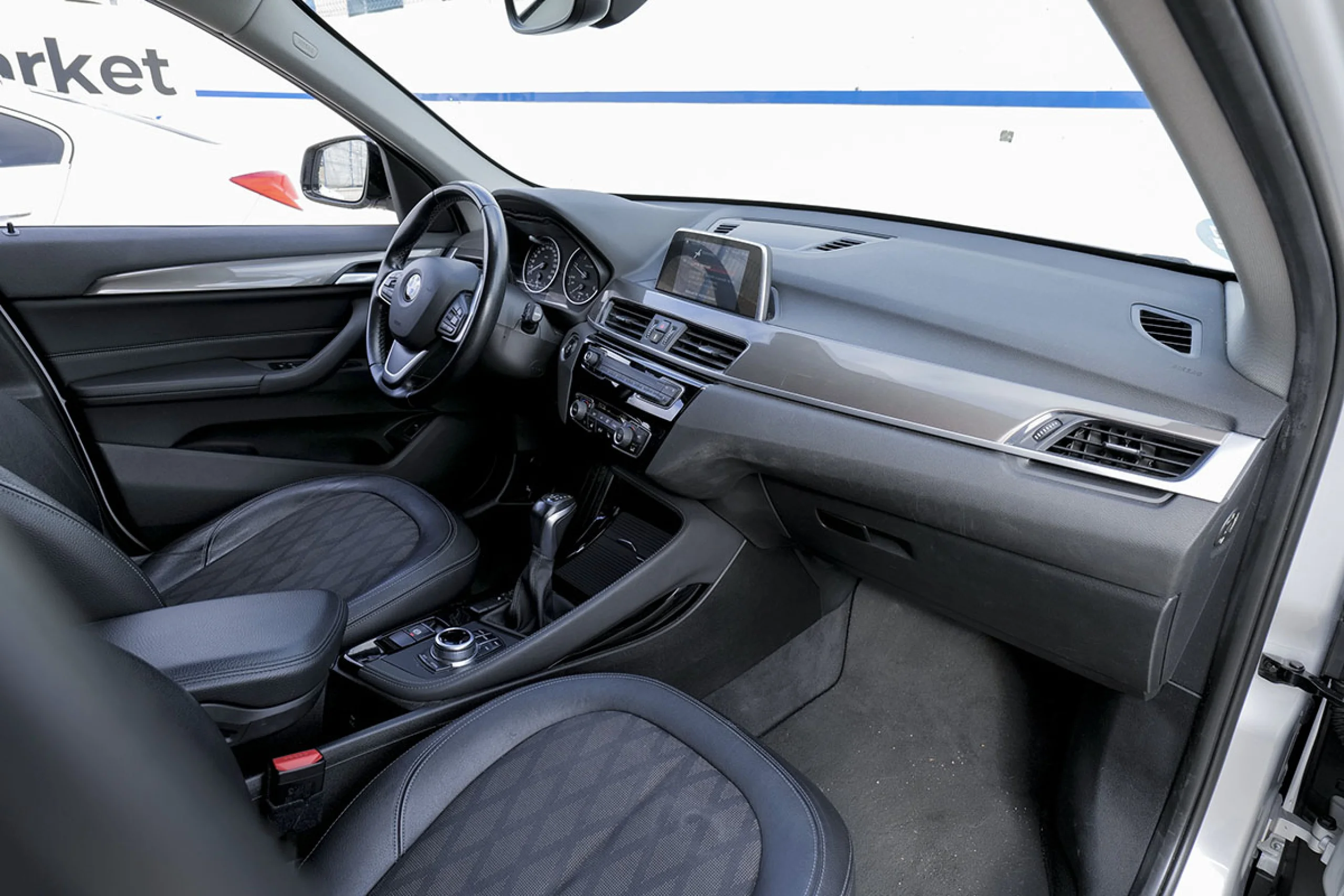 BMW X1 sDrive18d - Foto 33