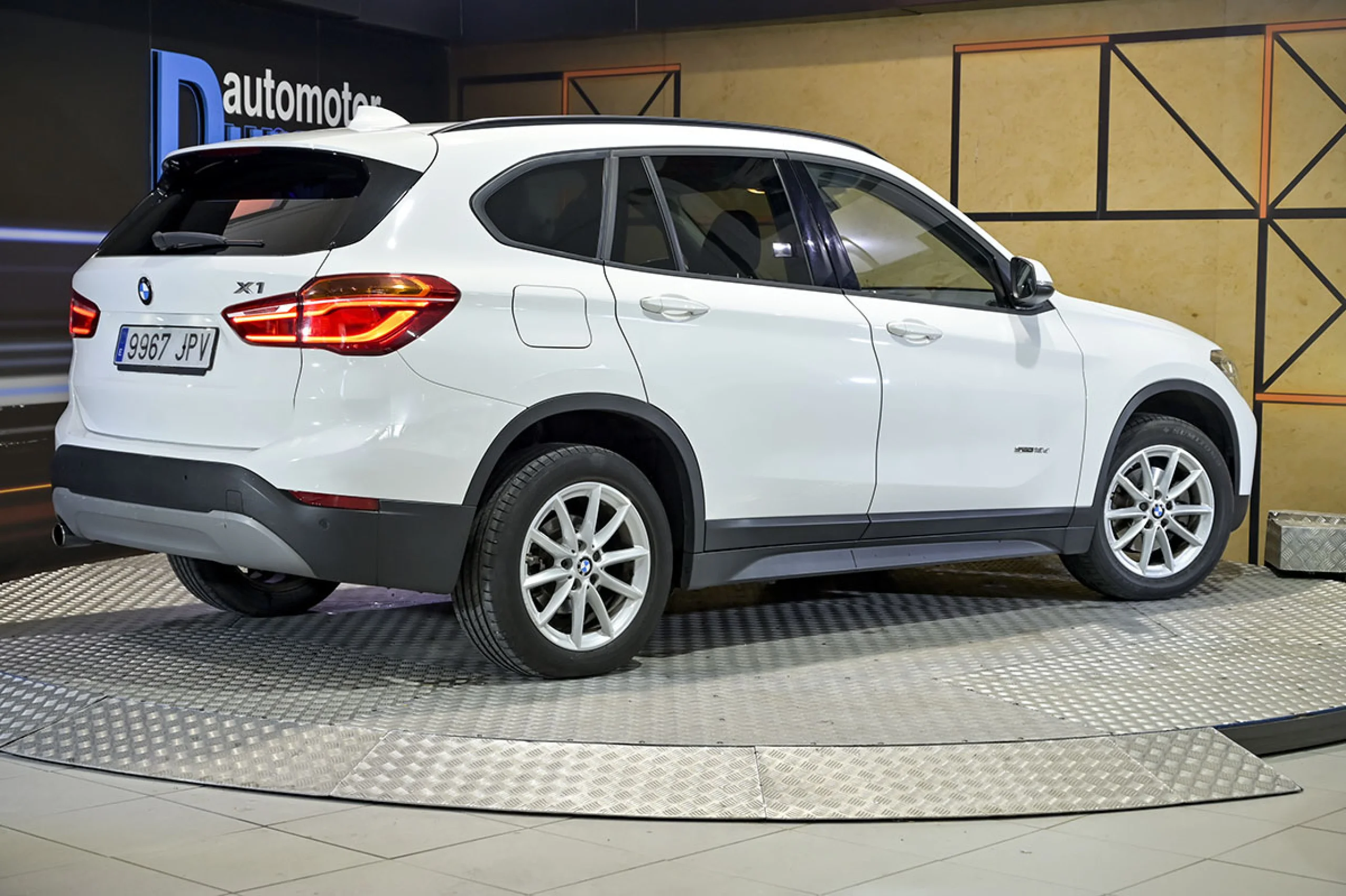 BMW X1 sDrive18d - Foto 5