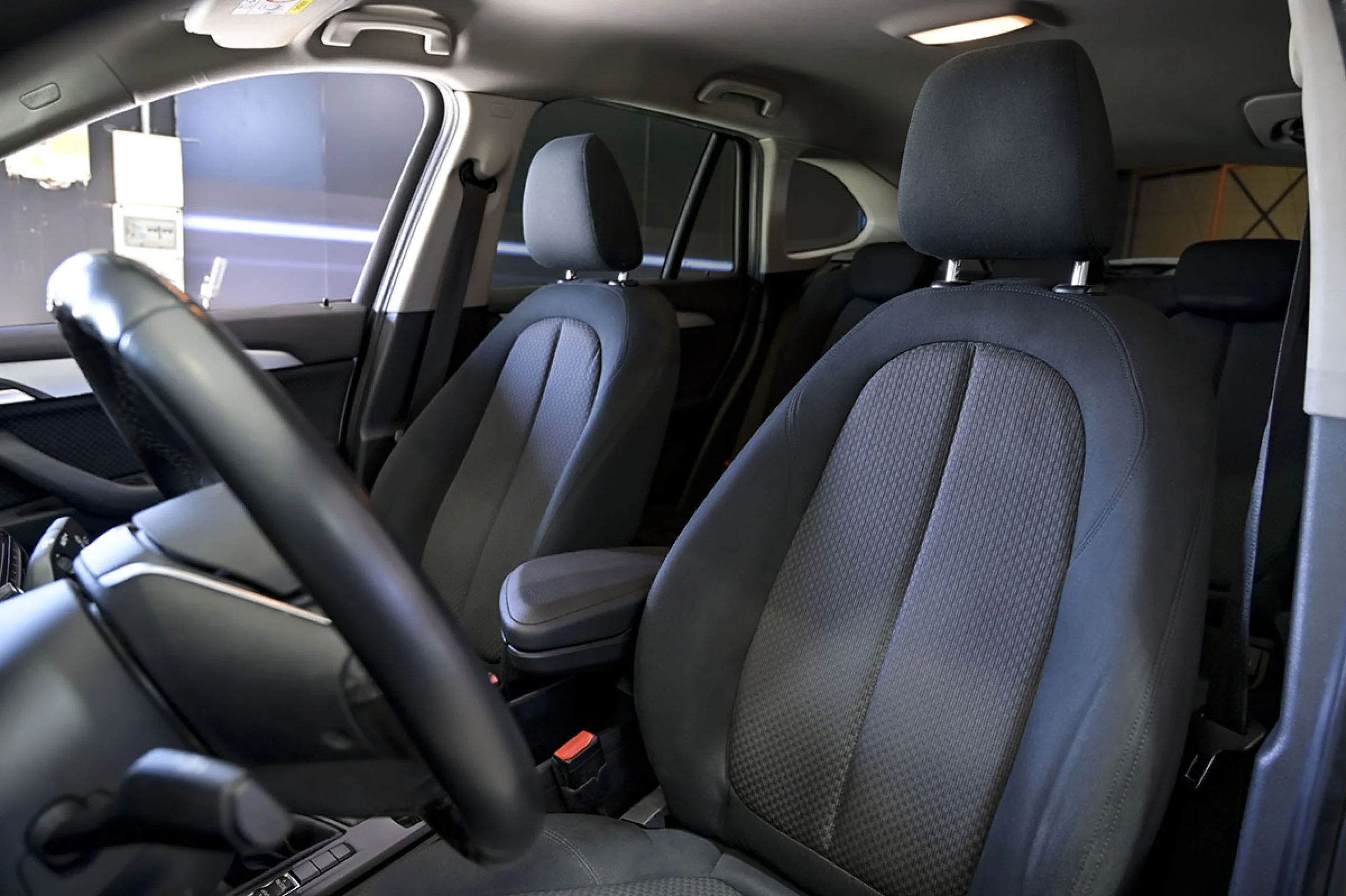 BMW X1 sDrive18d - Foto 8