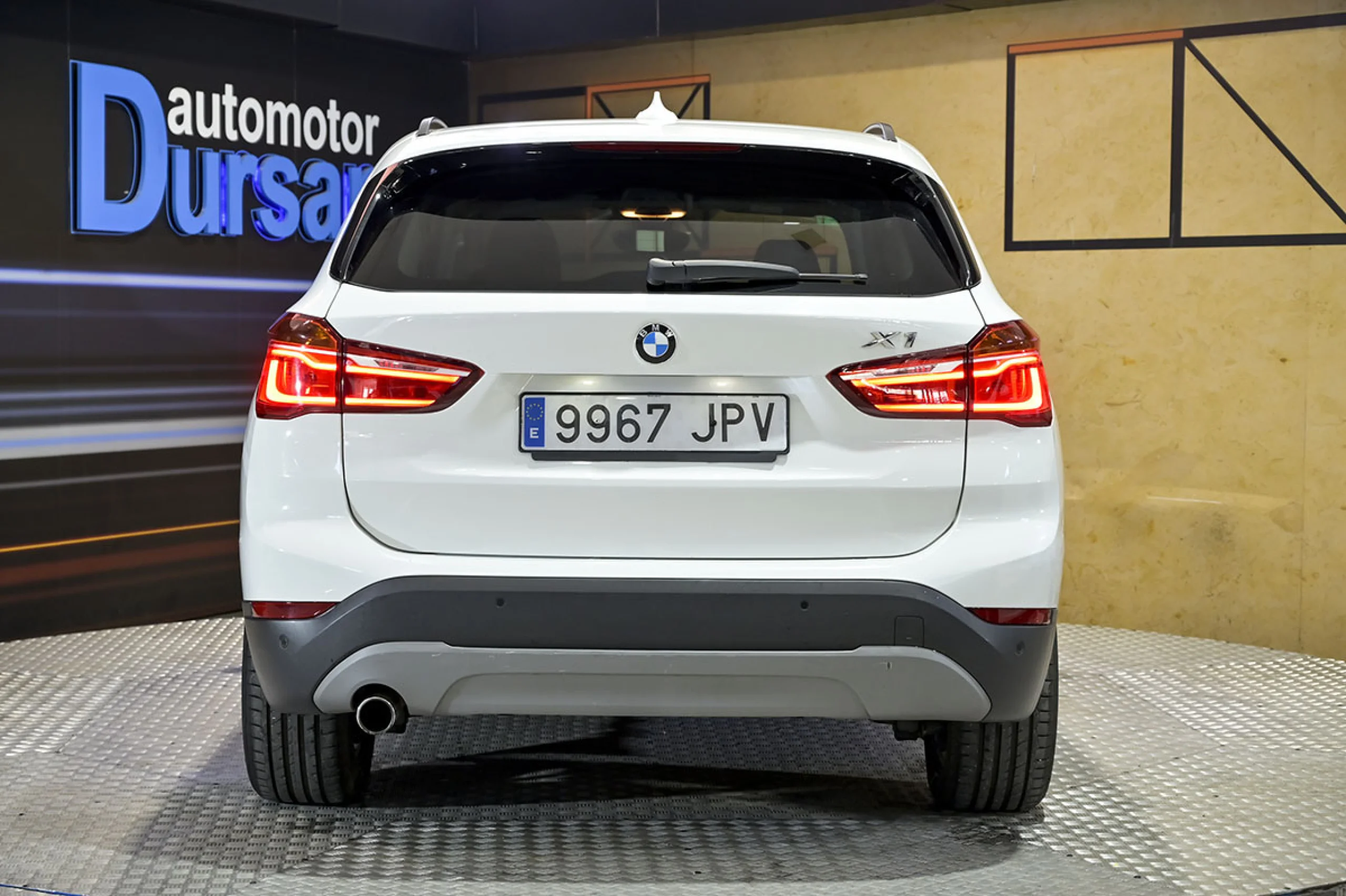 BMW X1 sDrive18d - Foto 11