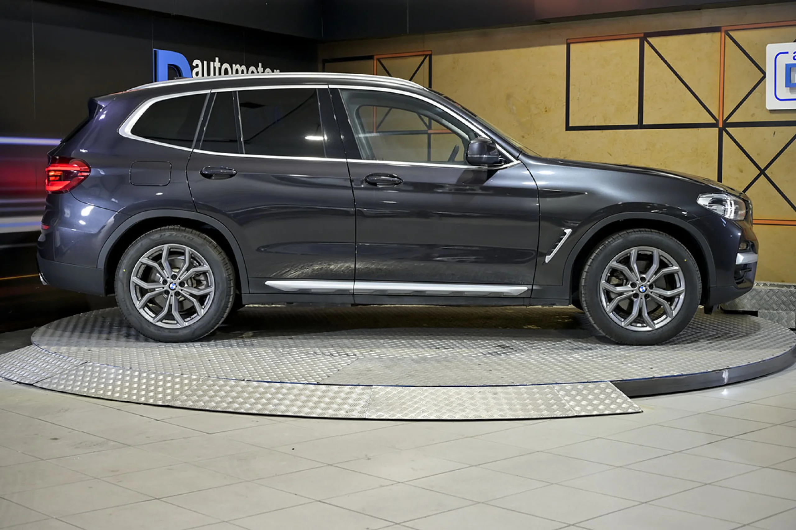 BMW X3 xDrive20d - Foto 19