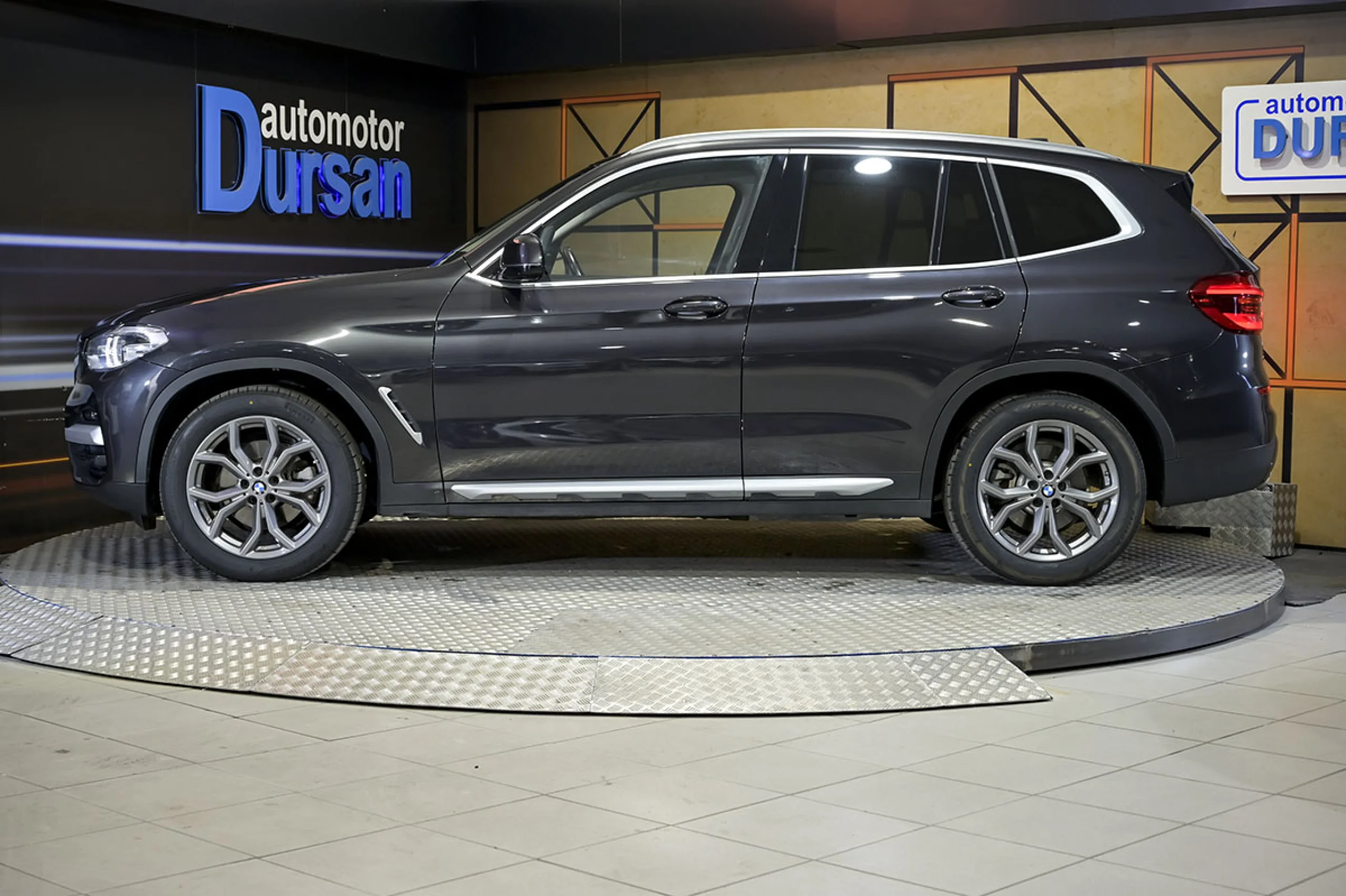 BMW X3 xDrive20d - Foto 18