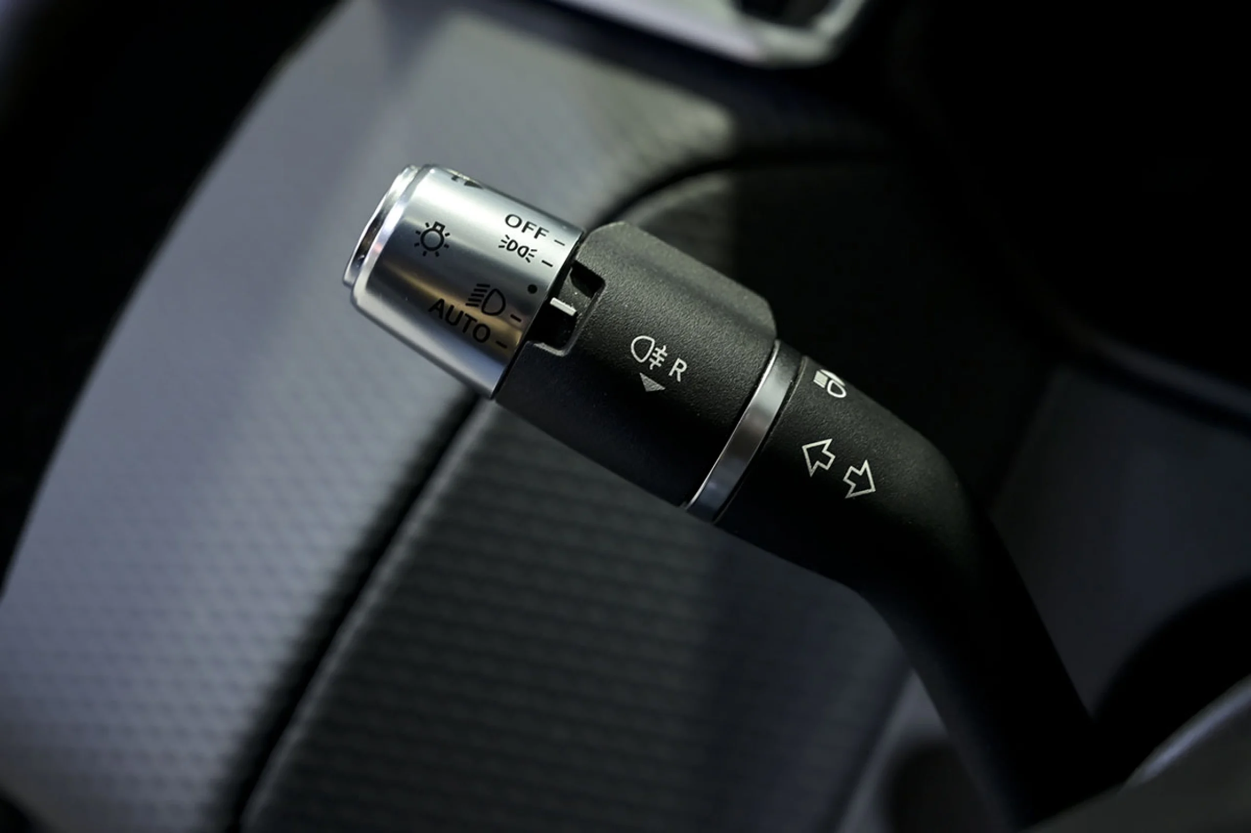 Land Rover Range Rover Velar 2.0D I4 150kW 204CV S 4WD Auto - Foto 25