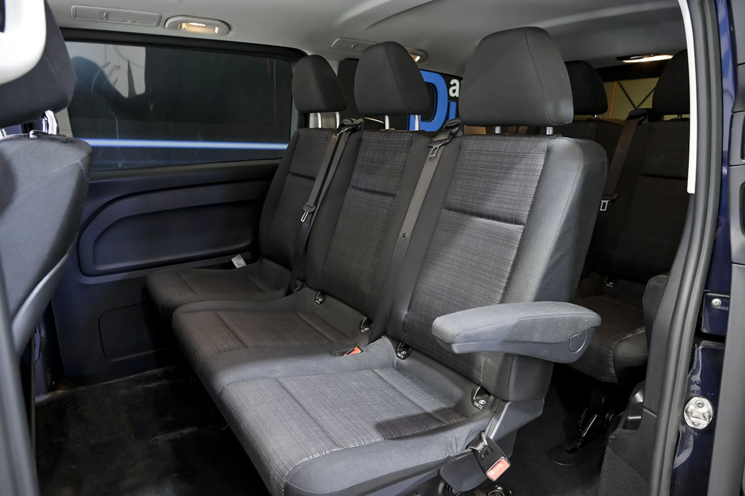 Mercedes-Benz Vito MERCEDES-BENZ Vito 114CDI AT 100kW Tourer Base Larga - Foto 18