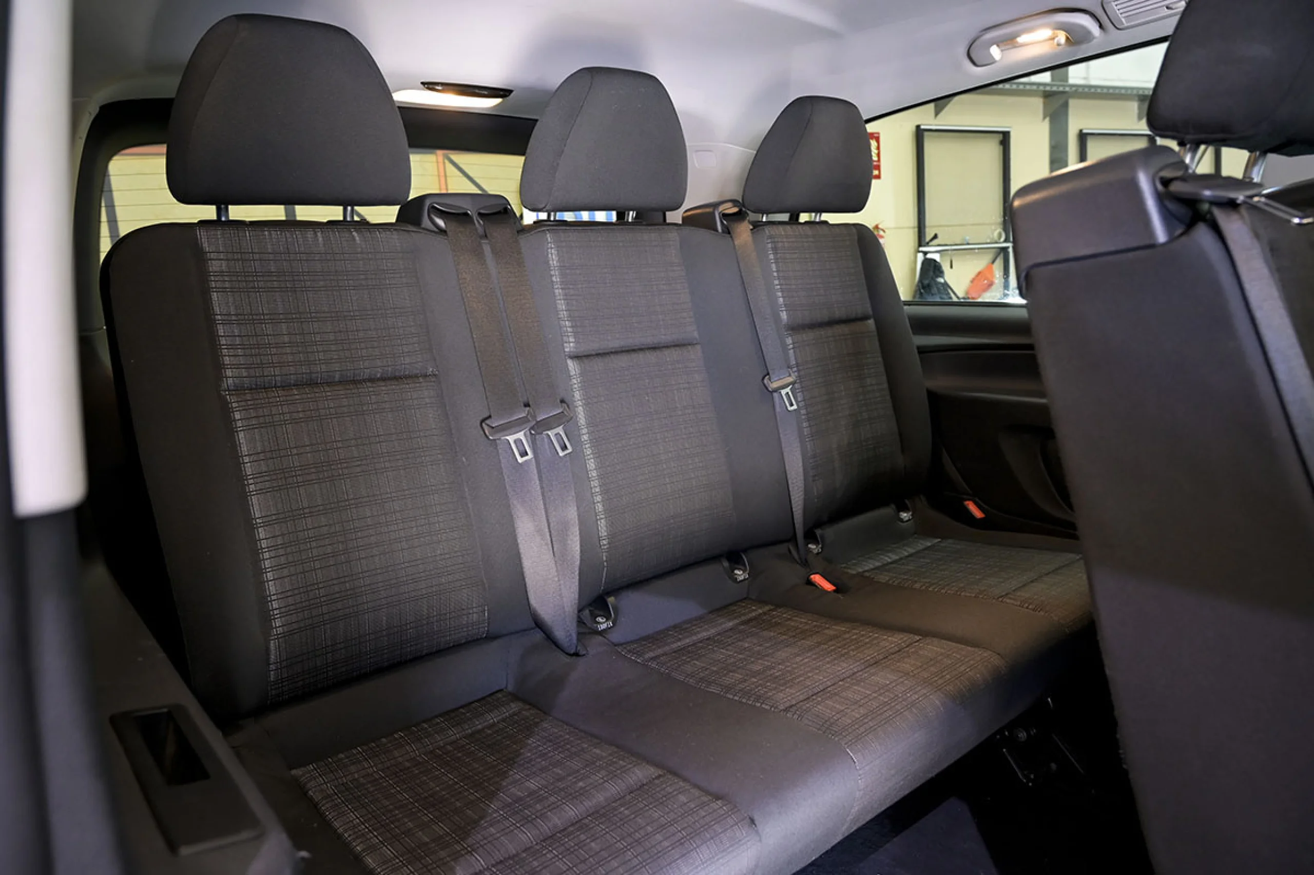 Mercedes-Benz Vito MERCEDES-BENZ Vito 114CDI AT 100kW Tourer Base Larga - Foto 19