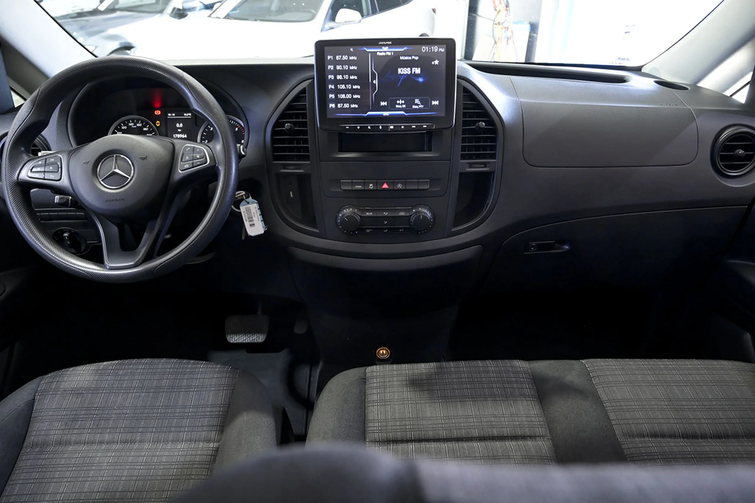 Mercedes-Benz Vito MERCEDES-BENZ Vito 114CDI AT 100kW Tourer Base Larga - Foto 8