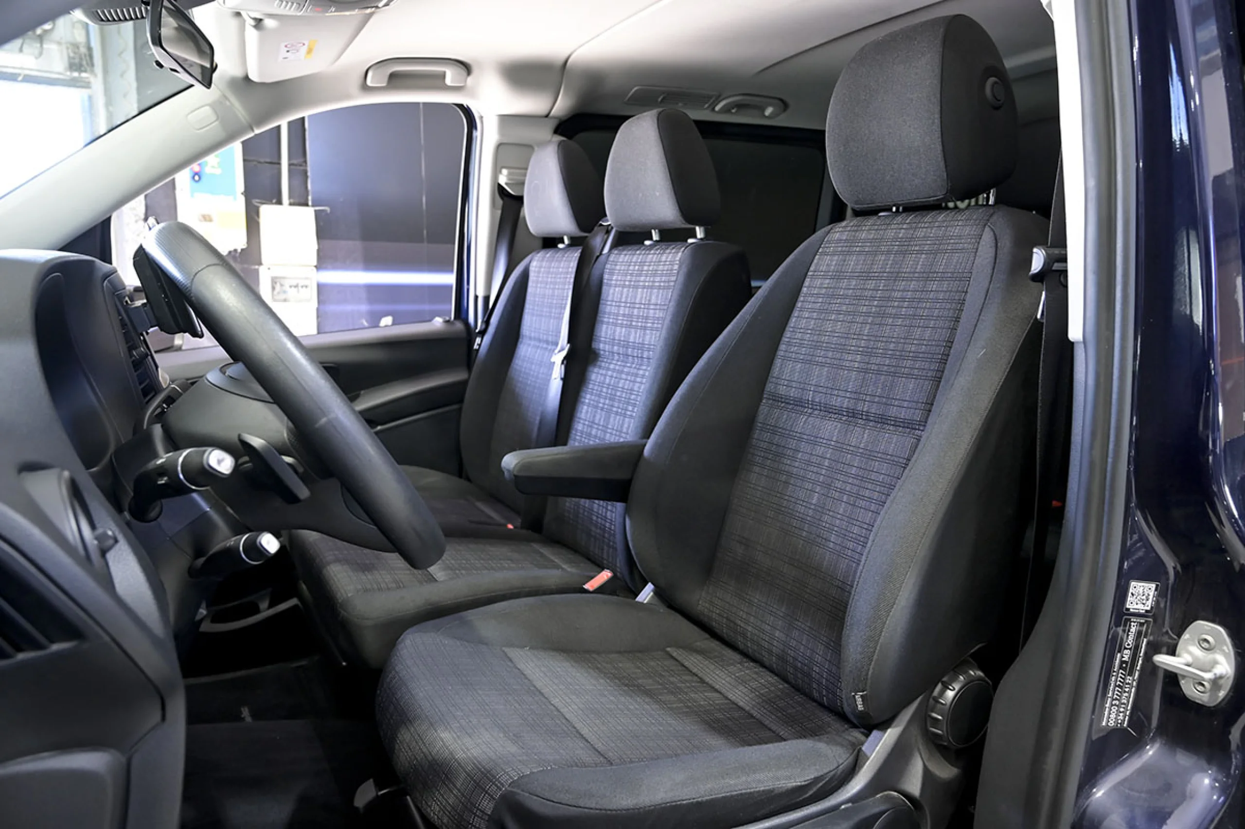 Mercedes-Benz Vito MERCEDES-BENZ Vito 114CDI AT 100kW Tourer Base Larga - Foto 24