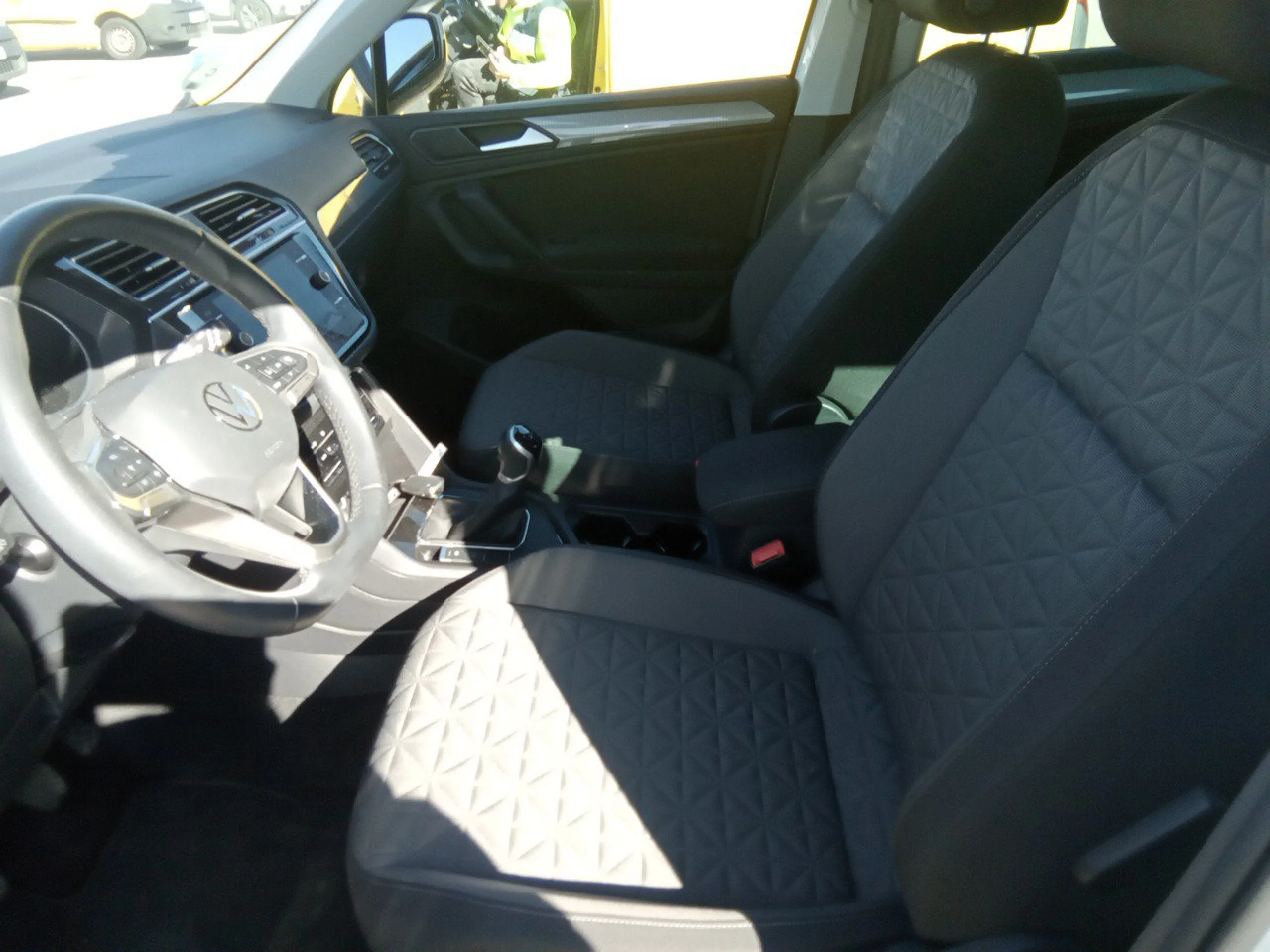 Volkswagen Tiguan Life 2.0 TDI 110kW (150CV) - Foto 7