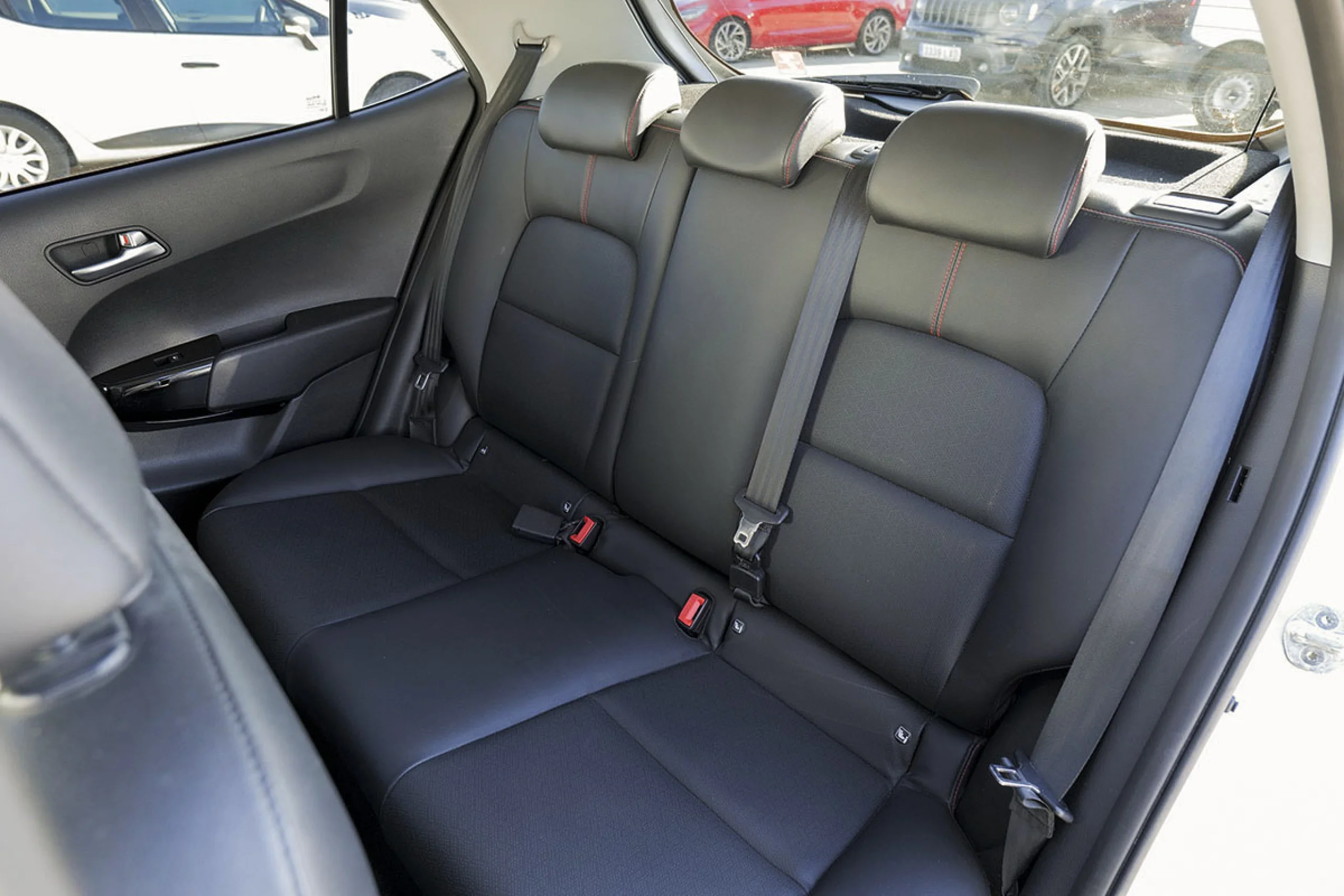 Kia Picanto 1.2 CVVT 62kW 84CV GT Line Automatico - Foto 13