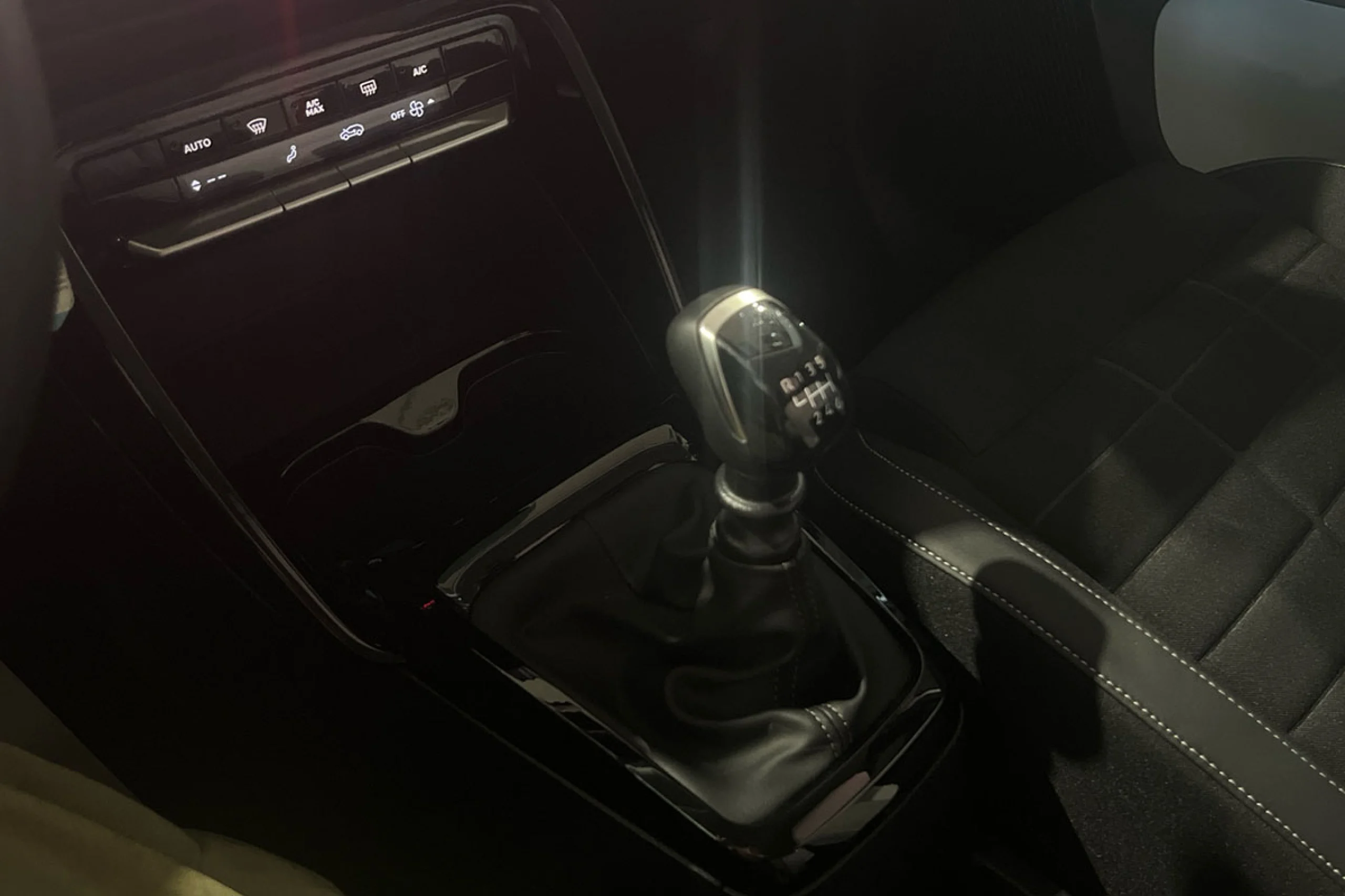 Citroen C3 Aircross Turbo 73kW 100CV BVM6 Max - Foto 27