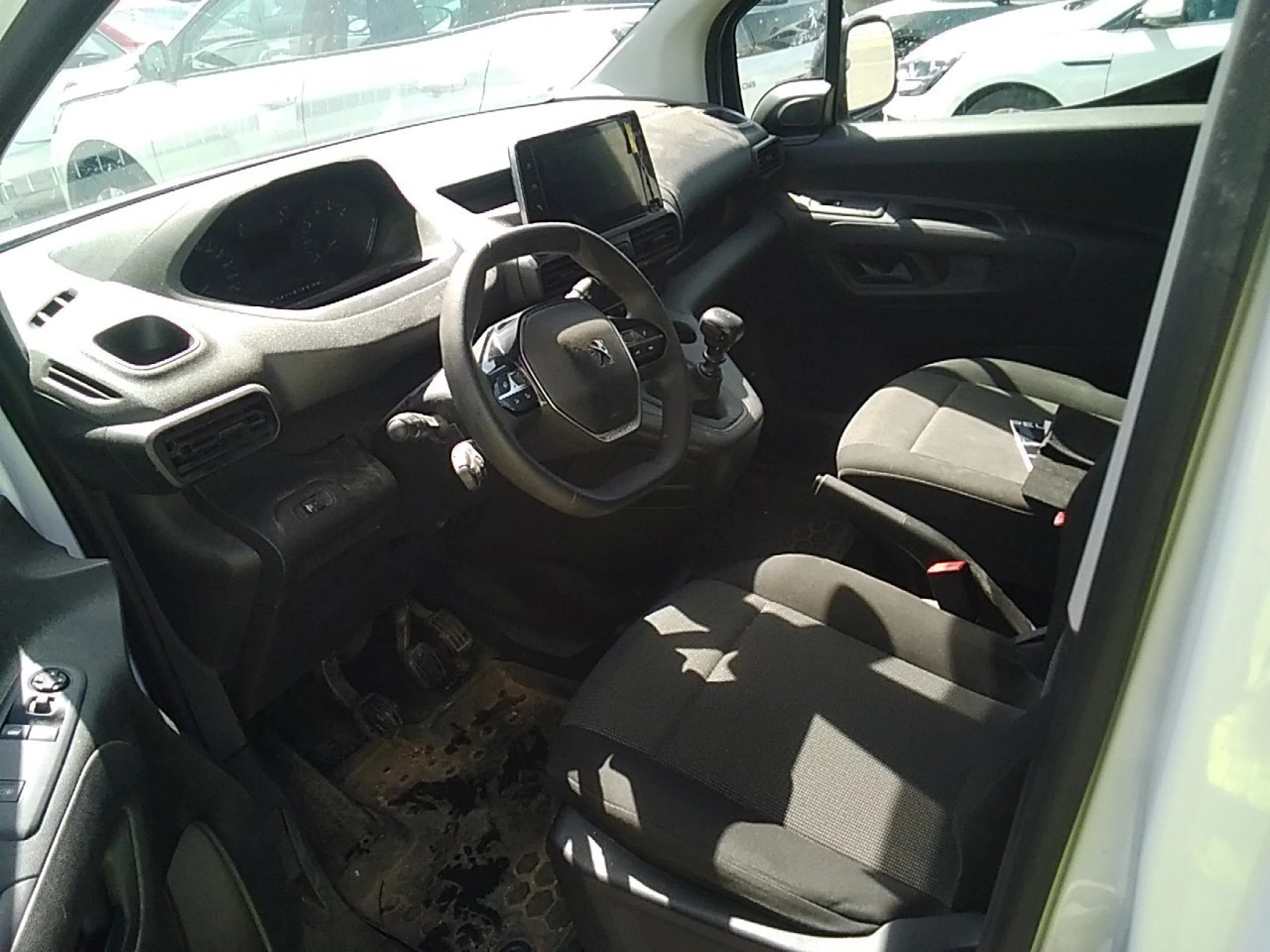 Peugeot Partner Standard 600kg BlueHDi 73kW - Foto 7