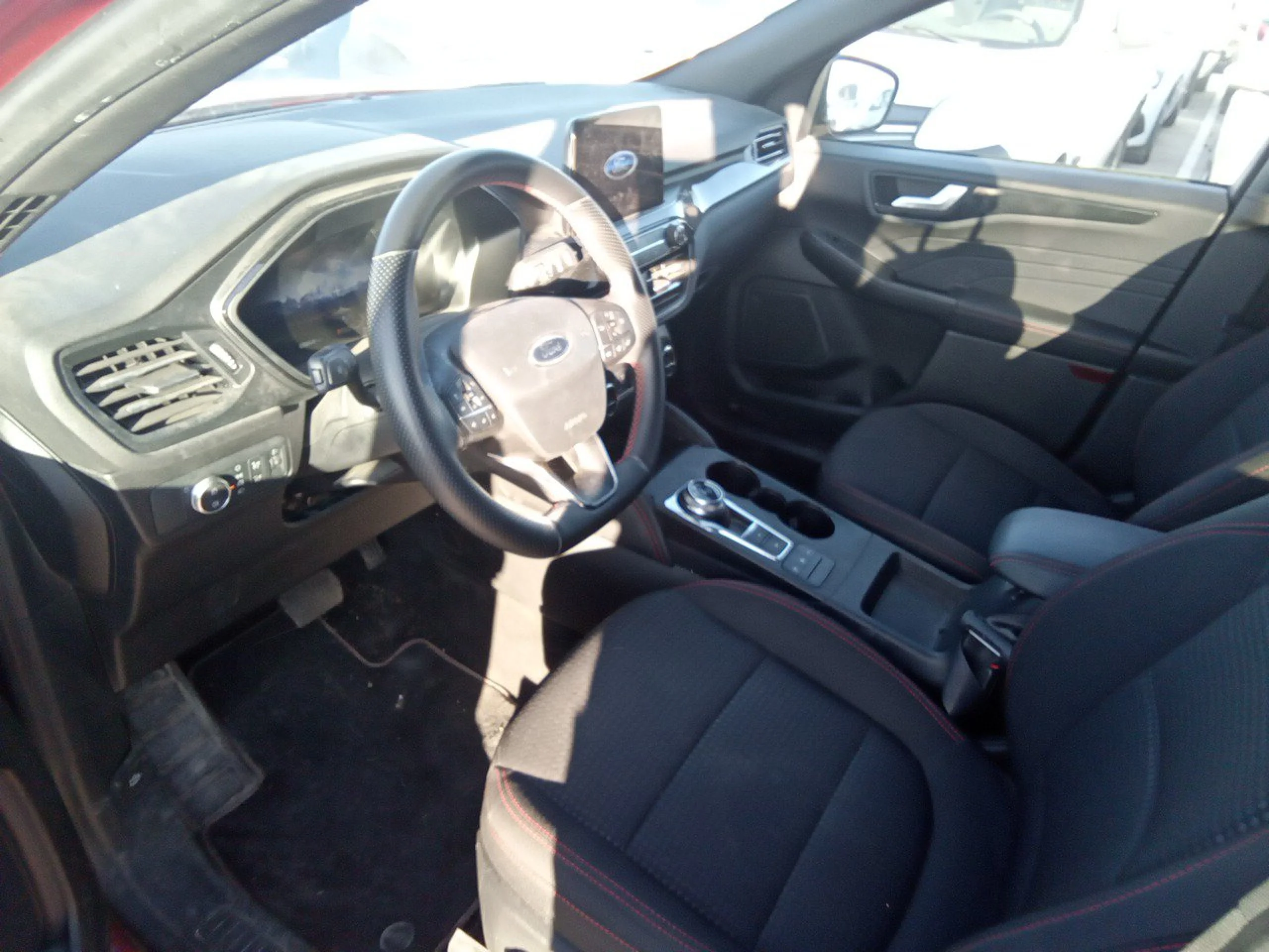 Ford Kuga ST-Line 2.5 Duratec FHEV 140kW Auto - Foto 7