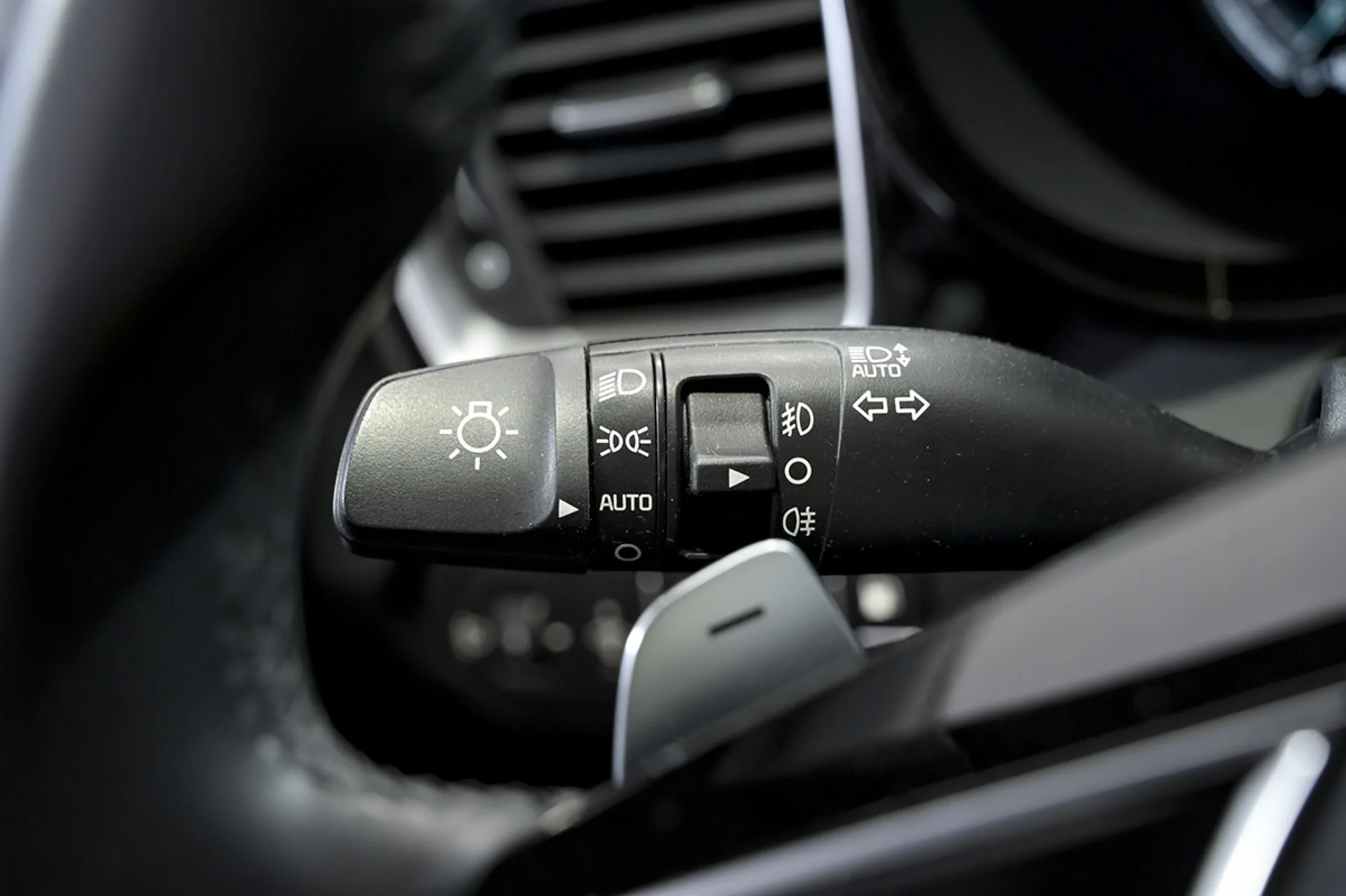Kia XCeed 1.6 GDi PHEV 104kW 141CV eTech - Foto 26