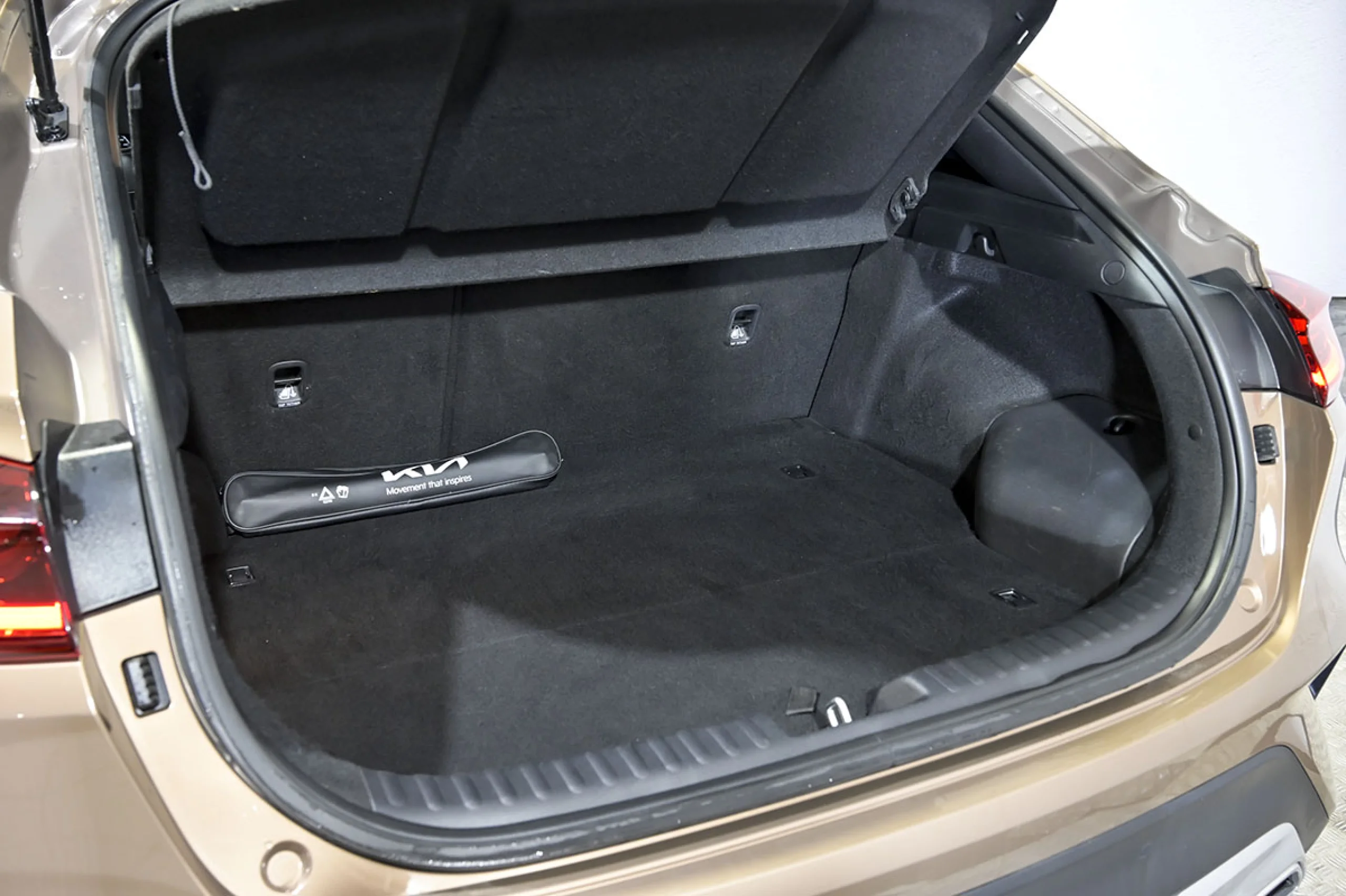 Kia XCeed 1.6 GDi PHEV 104kW 141CV eTech - Foto 13