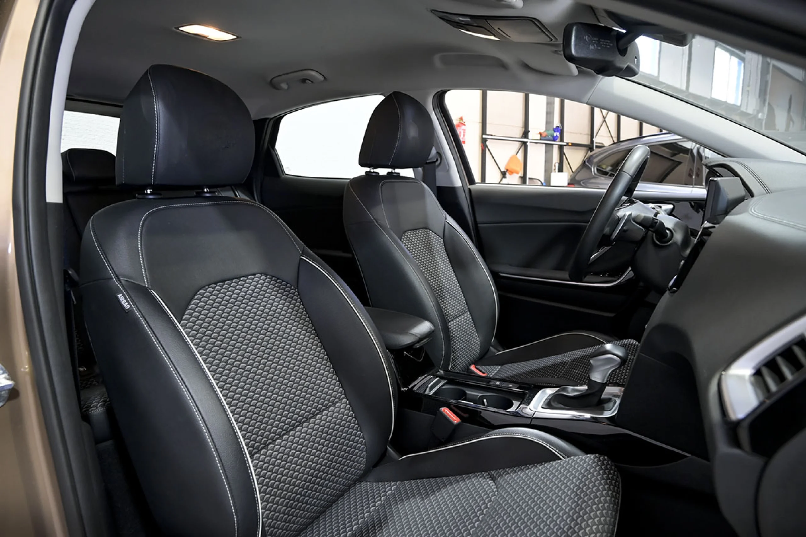 Kia XCeed 1.6 GDi PHEV 104kW 141CV eTech - Foto 41