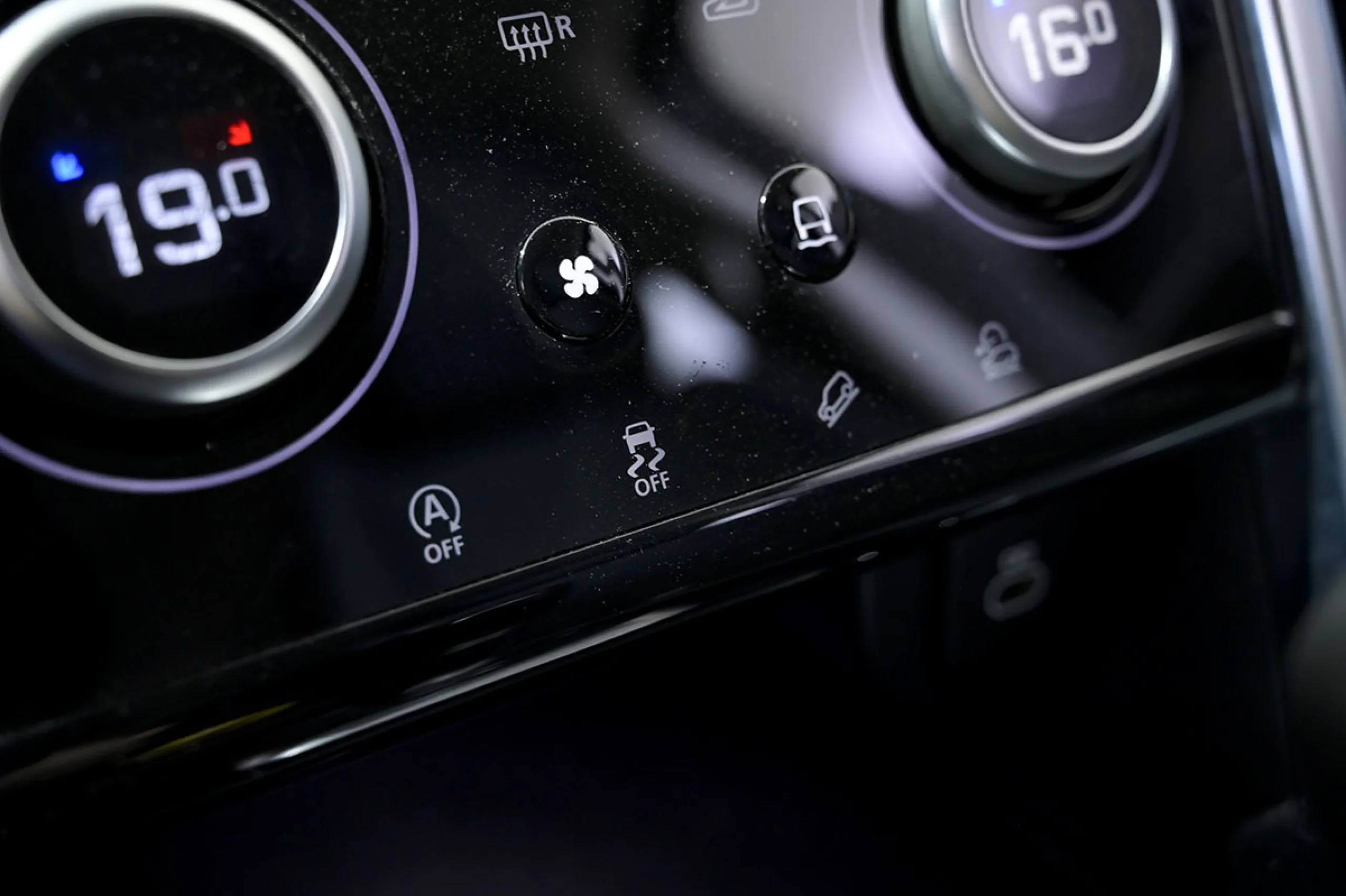 Land Rover Discovery Sport 2.0D TD4 204 PS AWD Auto MHEV Standard - Foto 36