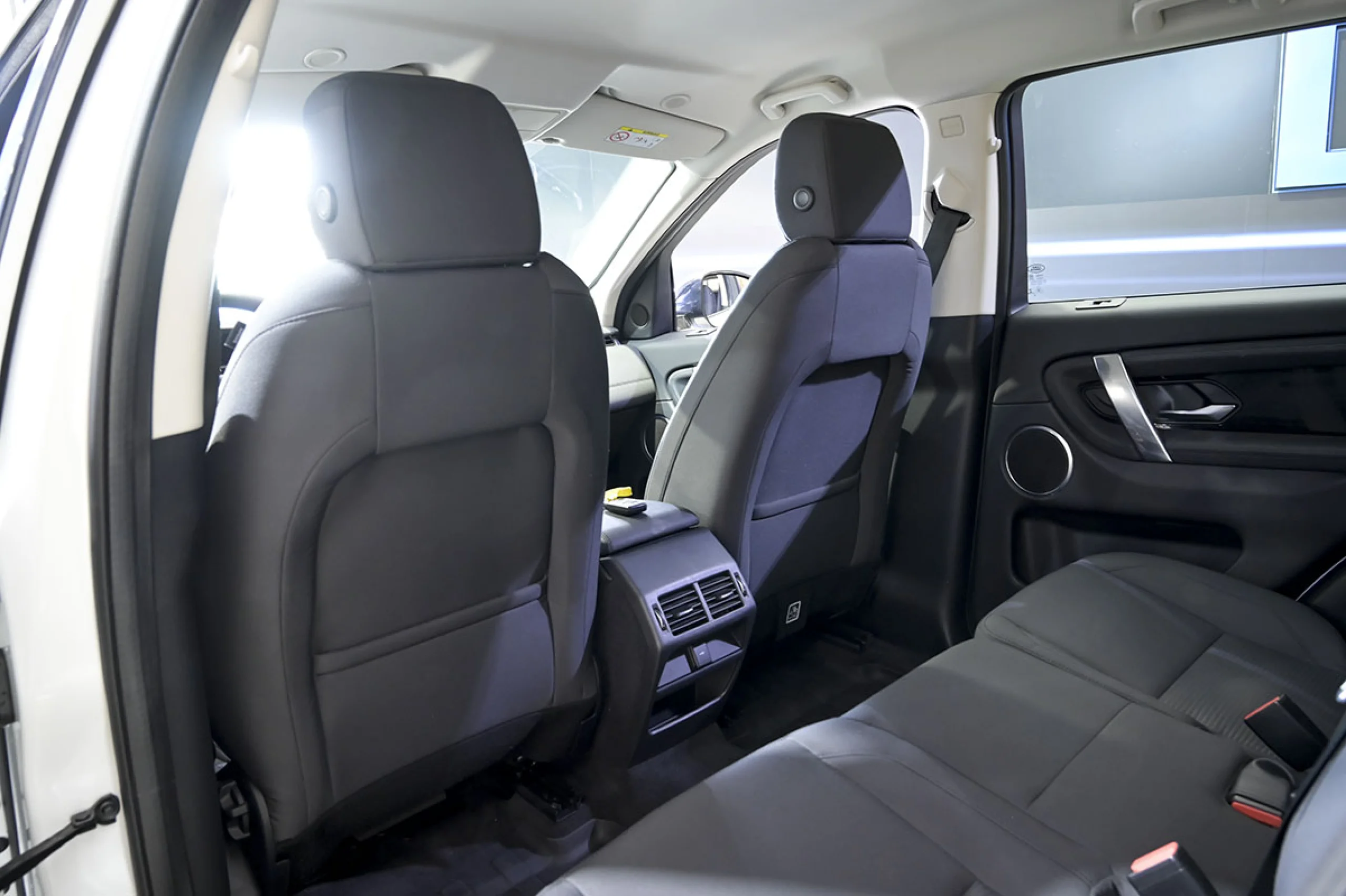 Land Rover Discovery Sport 2.0D TD4 204 PS AWD Auto MHEV Standard - Foto 17