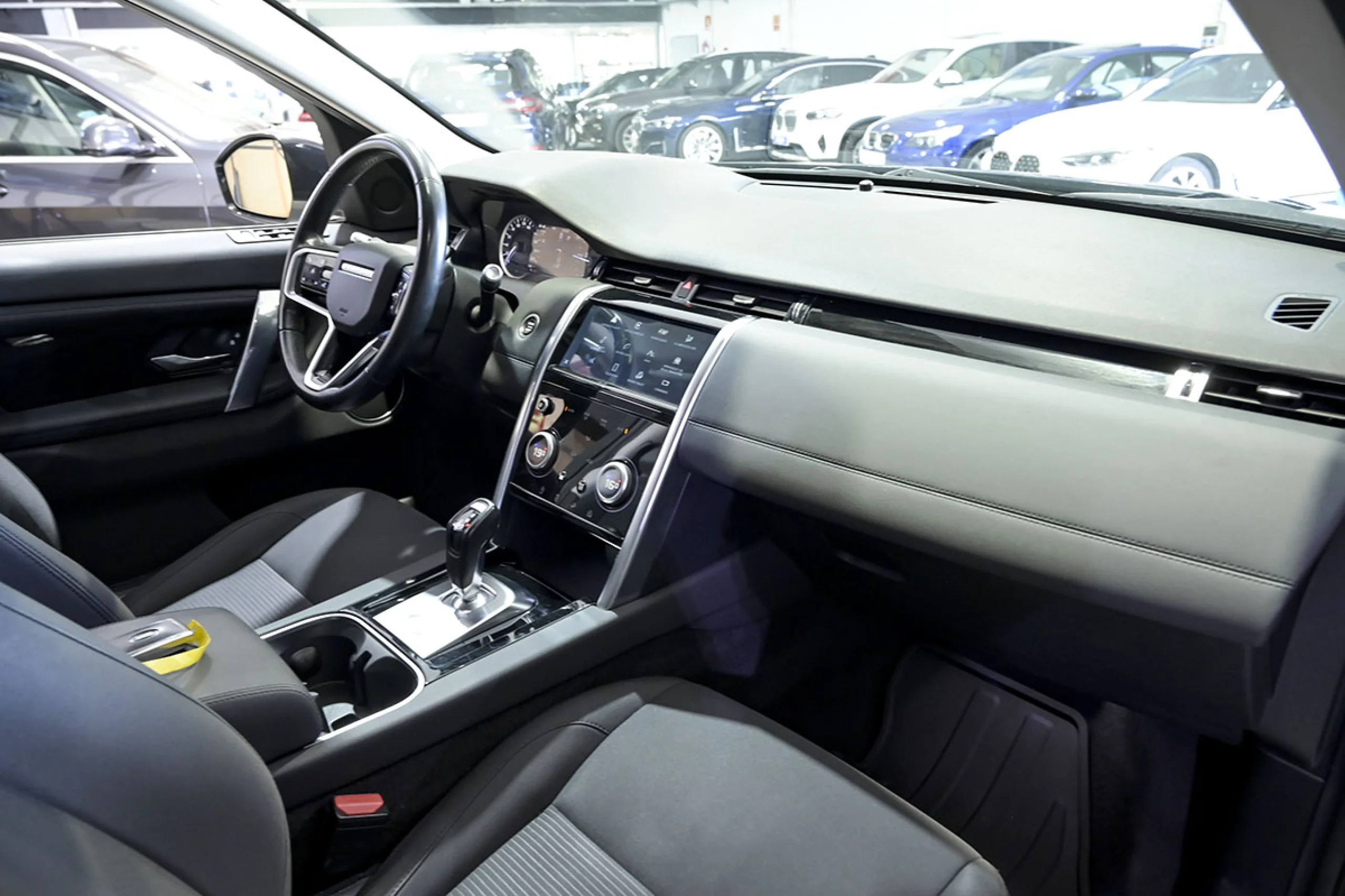 Land Rover Discovery Sport 2.0D TD4 204 PS AWD Auto MHEV Standard - Foto 41