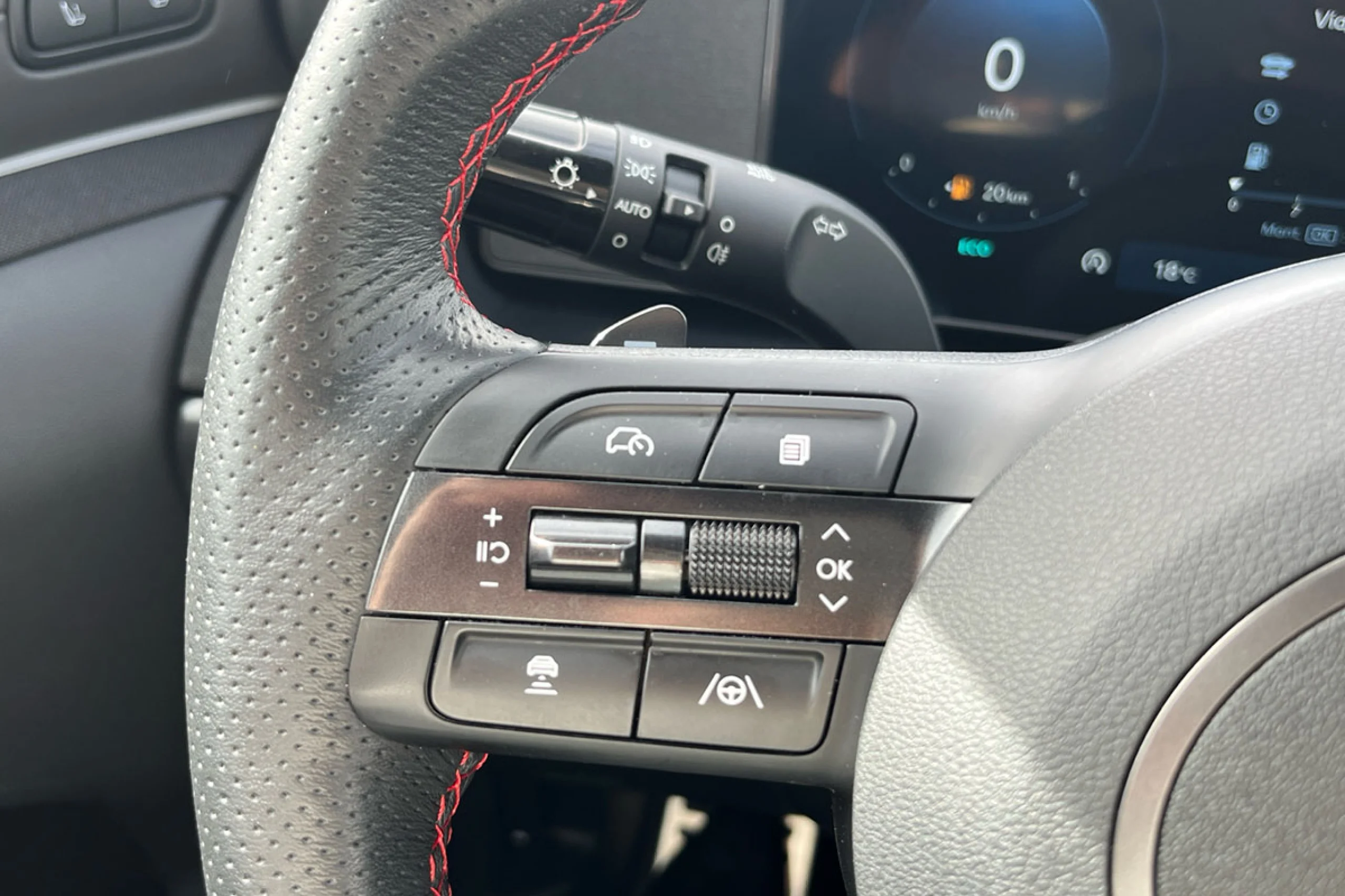 Hyundai Tucson 1.6D 100kW 136CV 48V DCT N Line Sky - Foto 27