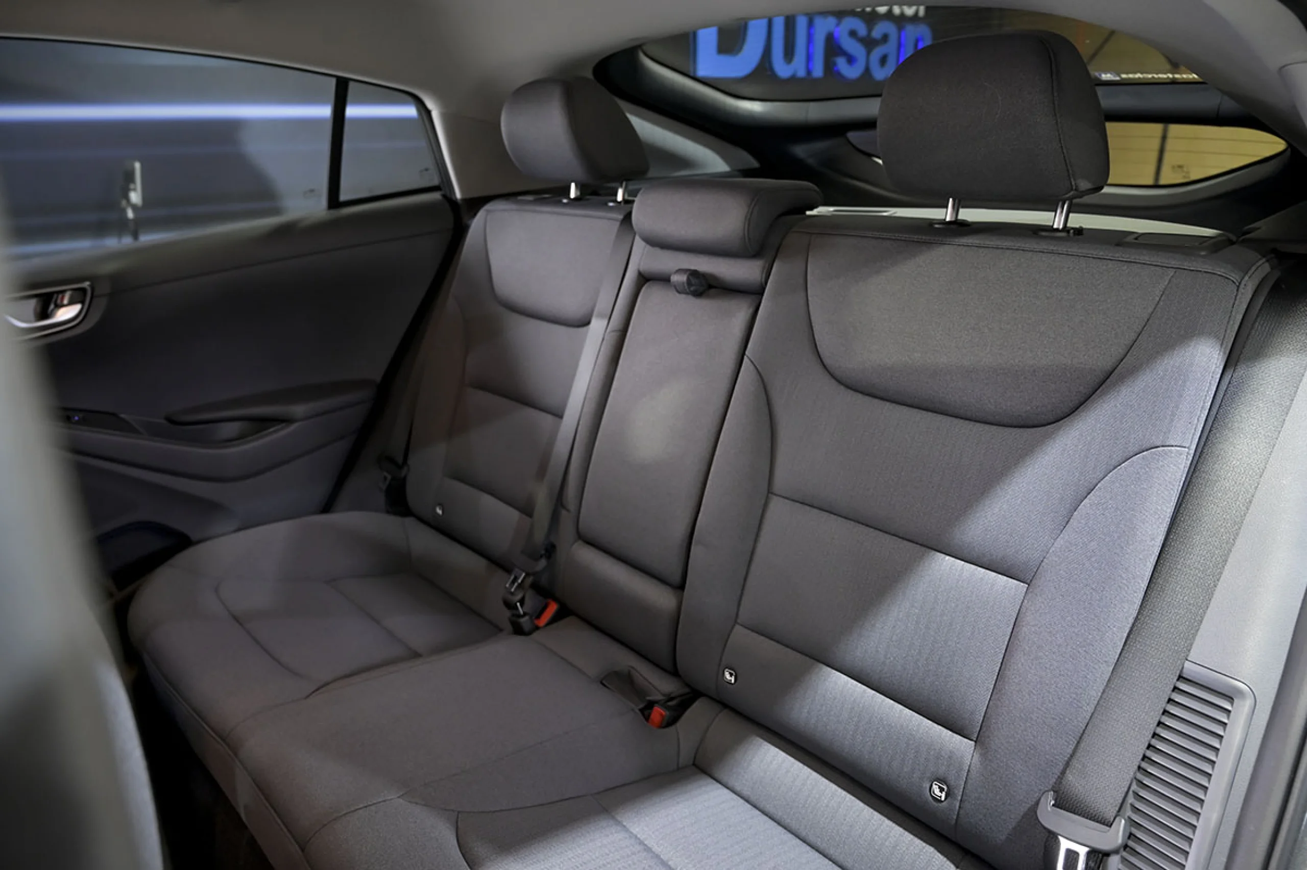 Hyundai Ioniq 1.6 GDI PHEV Klass DCT - Foto 16