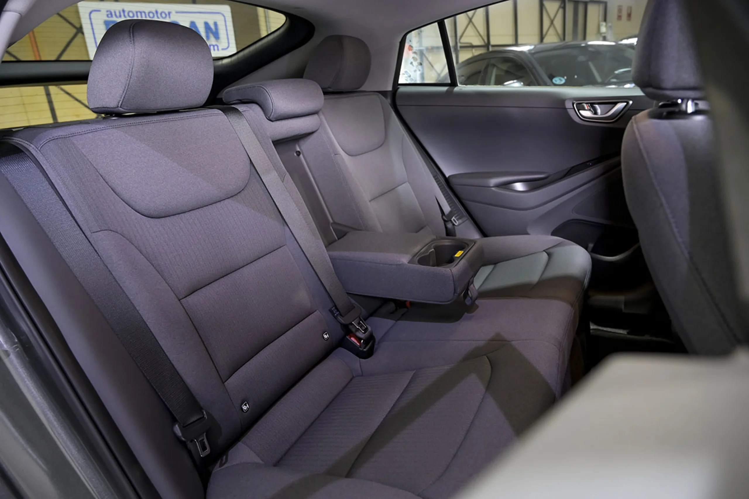 Hyundai Ioniq 1.6 GDI PHEV Klass DCT - Foto 17