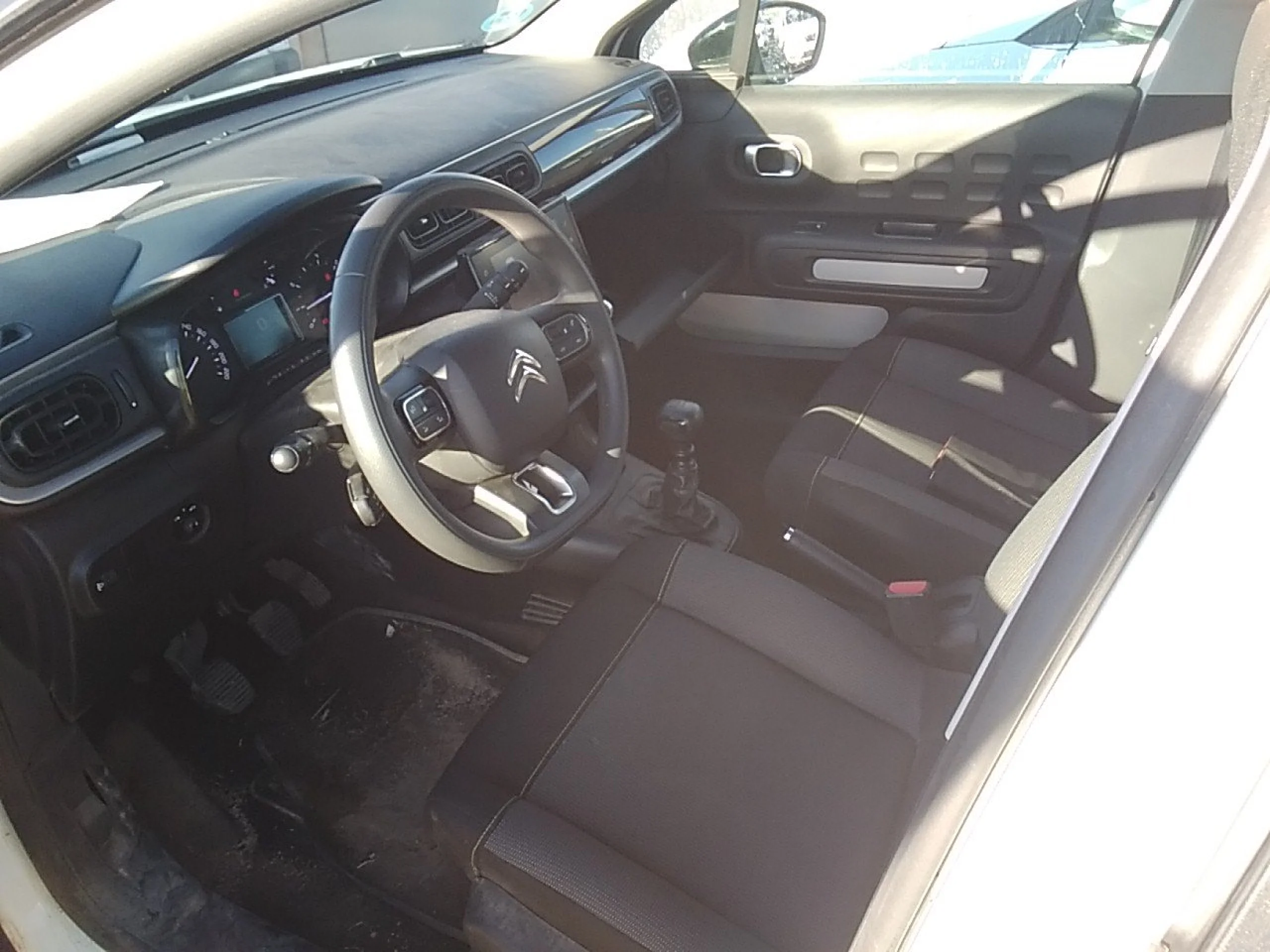 Citroen C3 BlueHDi 75KW (100CV) S&amp;S Feel - Foto 7