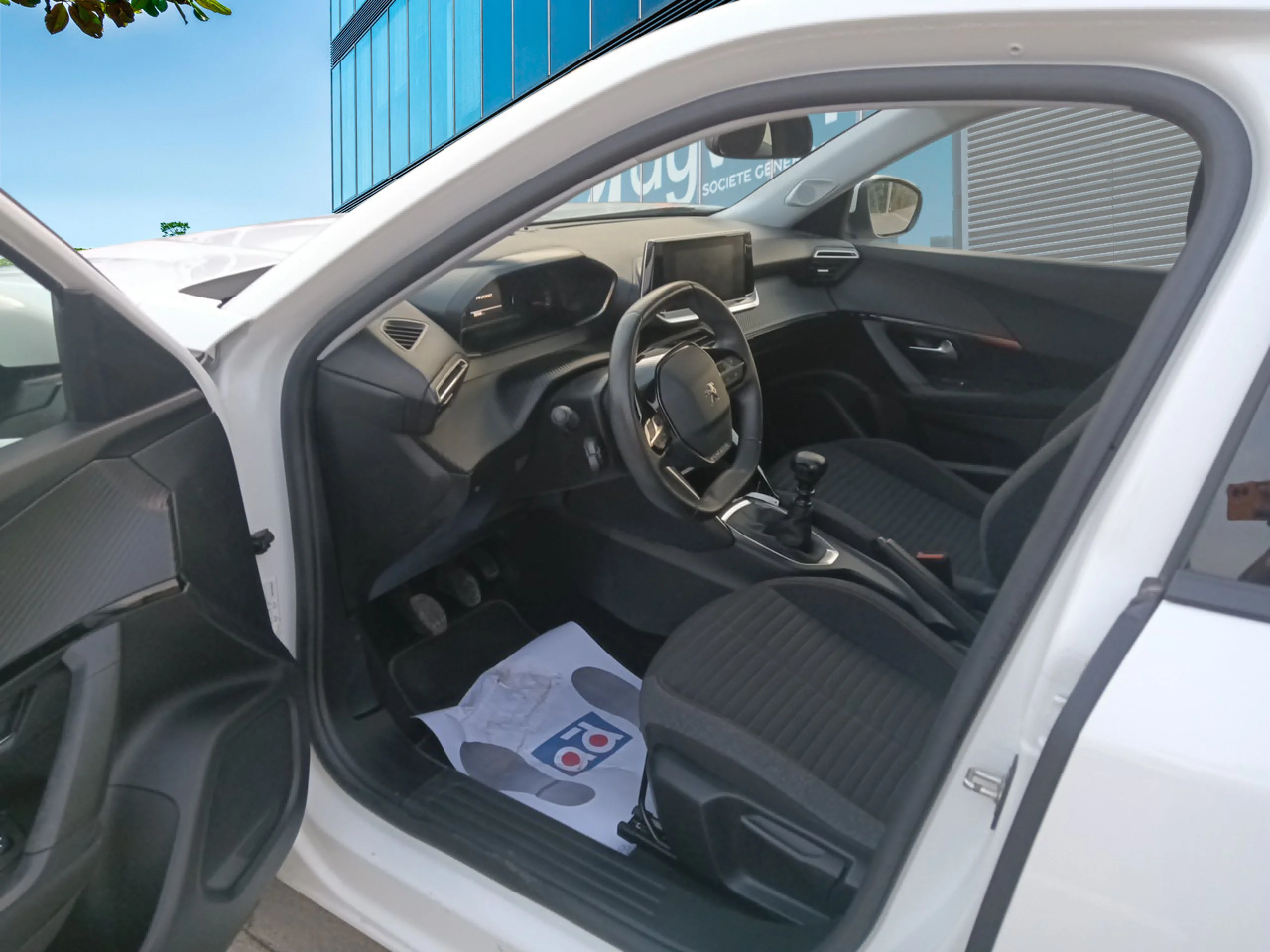 Peugeot 2008 Active Pack BlueHDI 81kW (110CV) - Foto 7