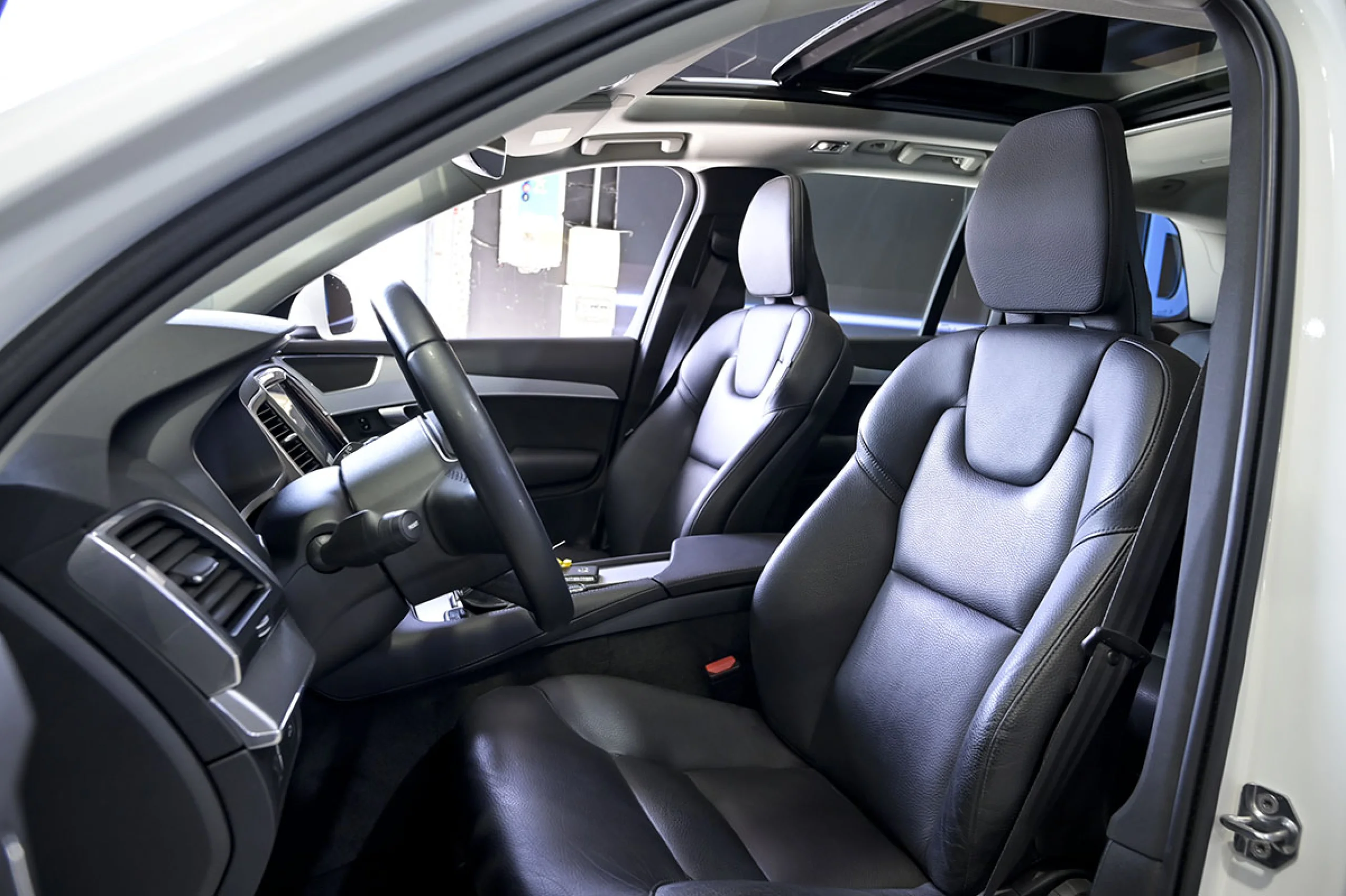 Volvo XC 90 XC90 2.0 D5 AWD Momentum Auto - Foto 25