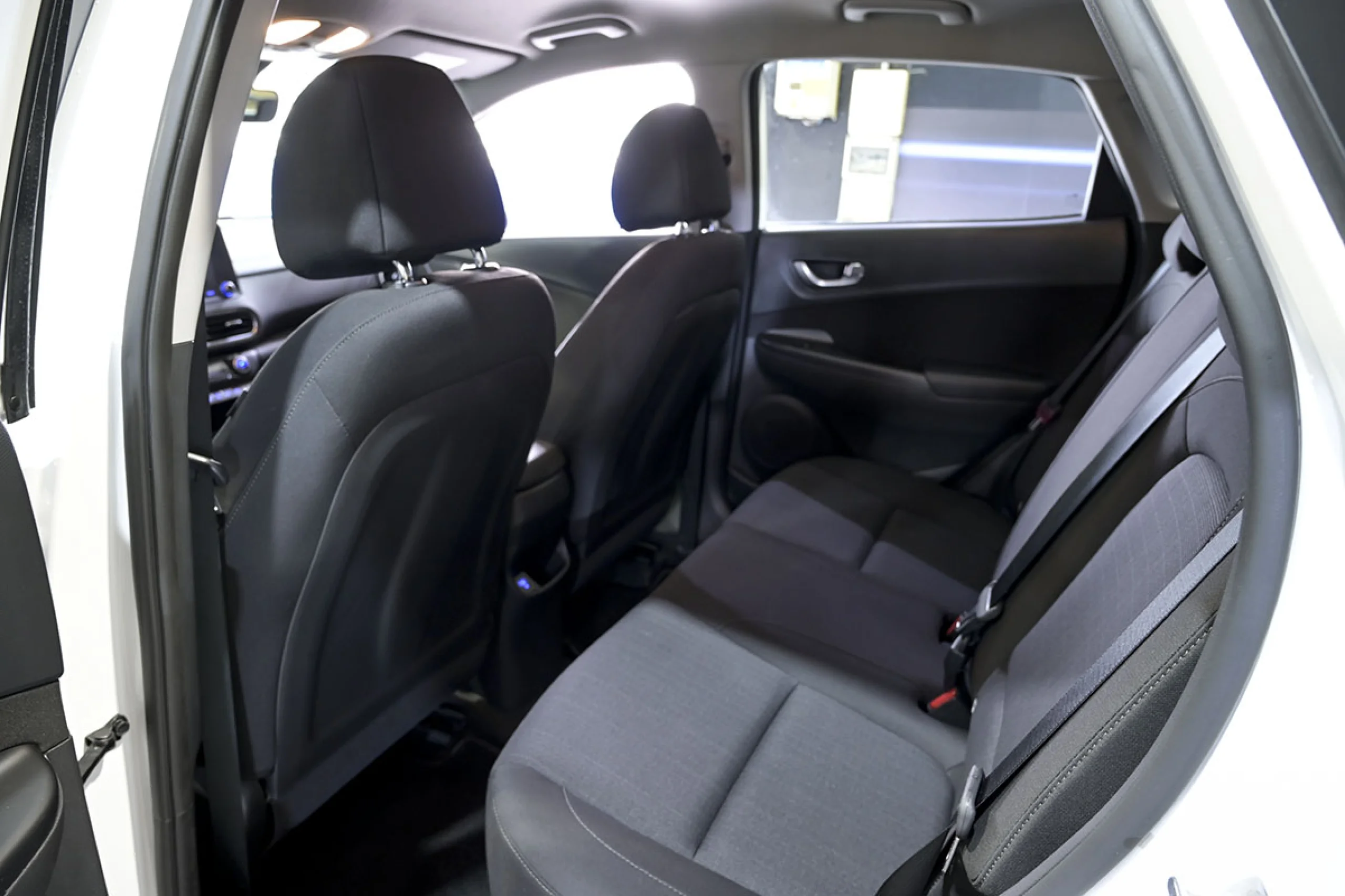 Hyundai Kona 1.6 GDI HEV Maxx DCT - Foto 16