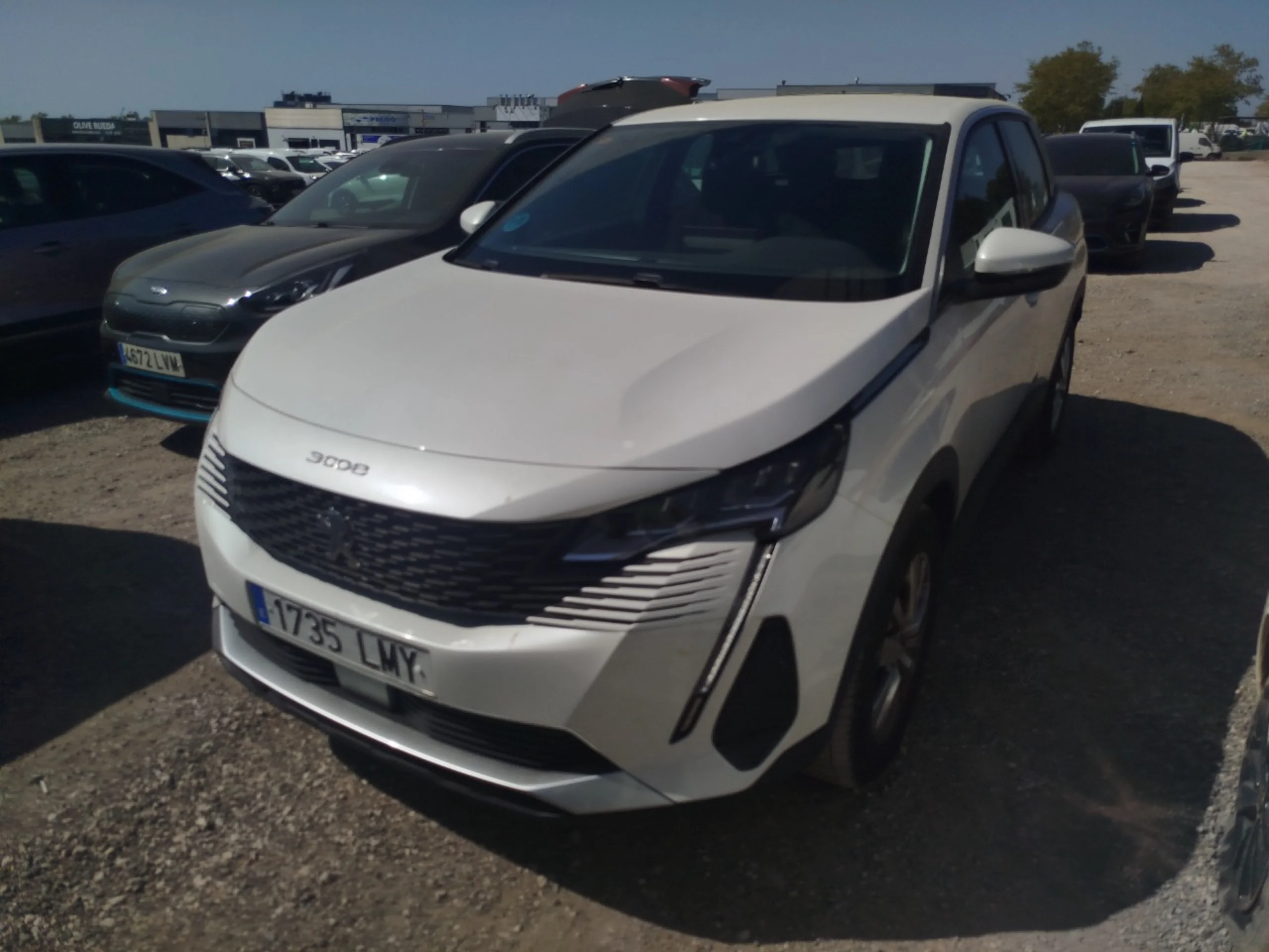 Peugeot 3008 1.5 BlueHDi 96kW (130CV) S&amp;S Active Pack - Foto 1