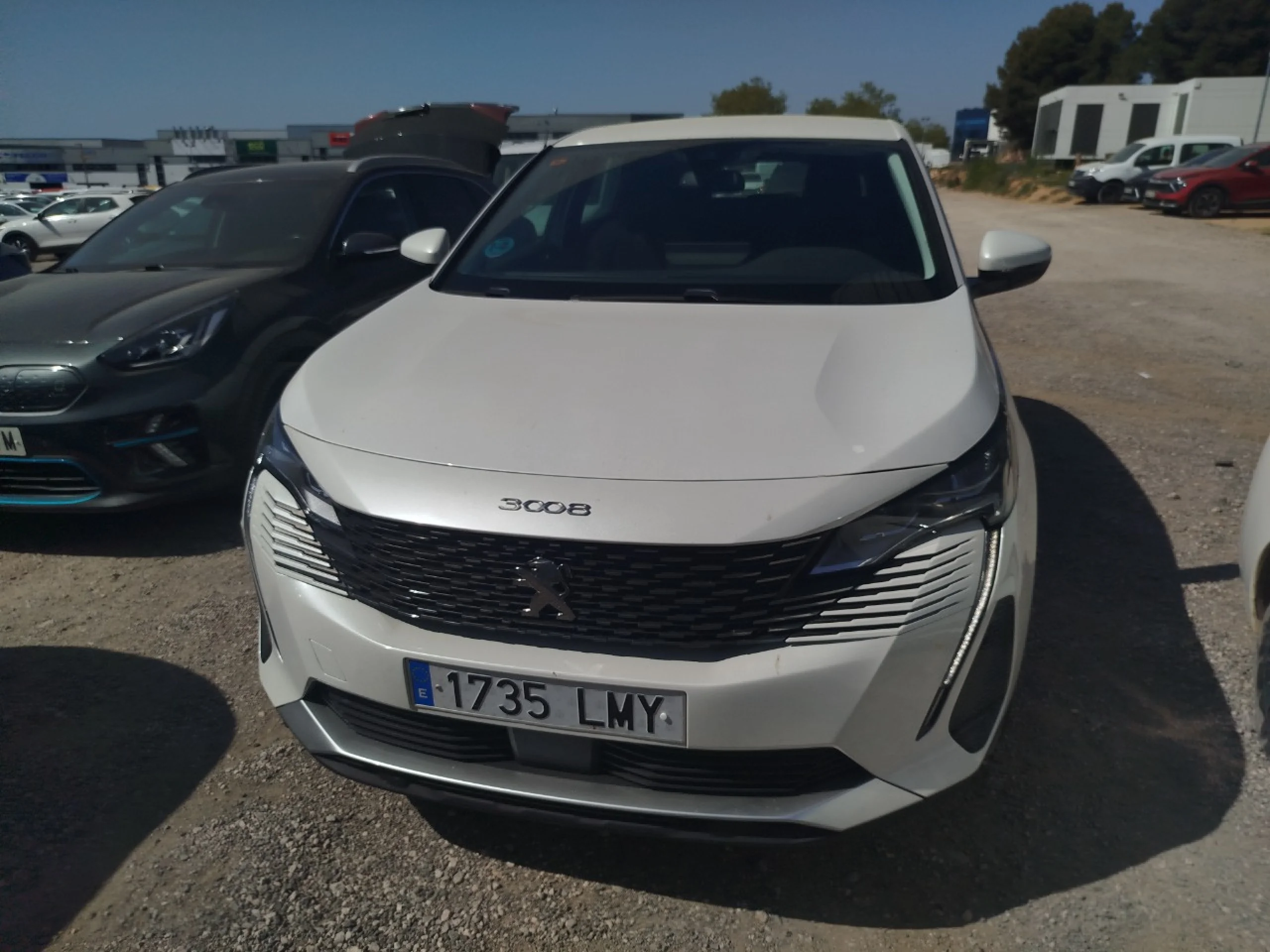 Peugeot 3008 1.5 BlueHDi 96kW (130CV) S&amp;S Active Pack - Foto 2