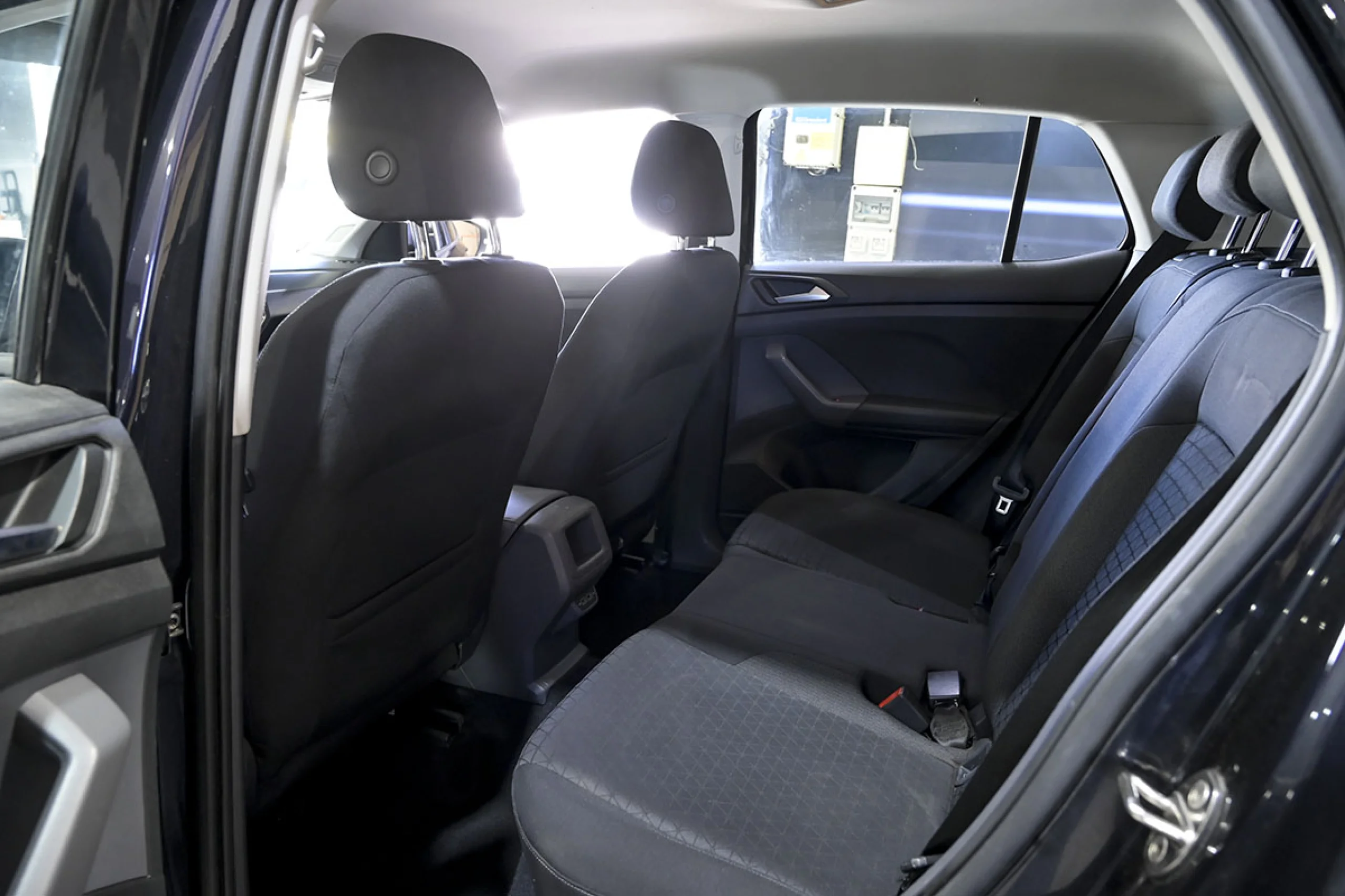 Volkswagen T-CROSS Advance 1.0 TSI 70kW 95CV - Foto 15