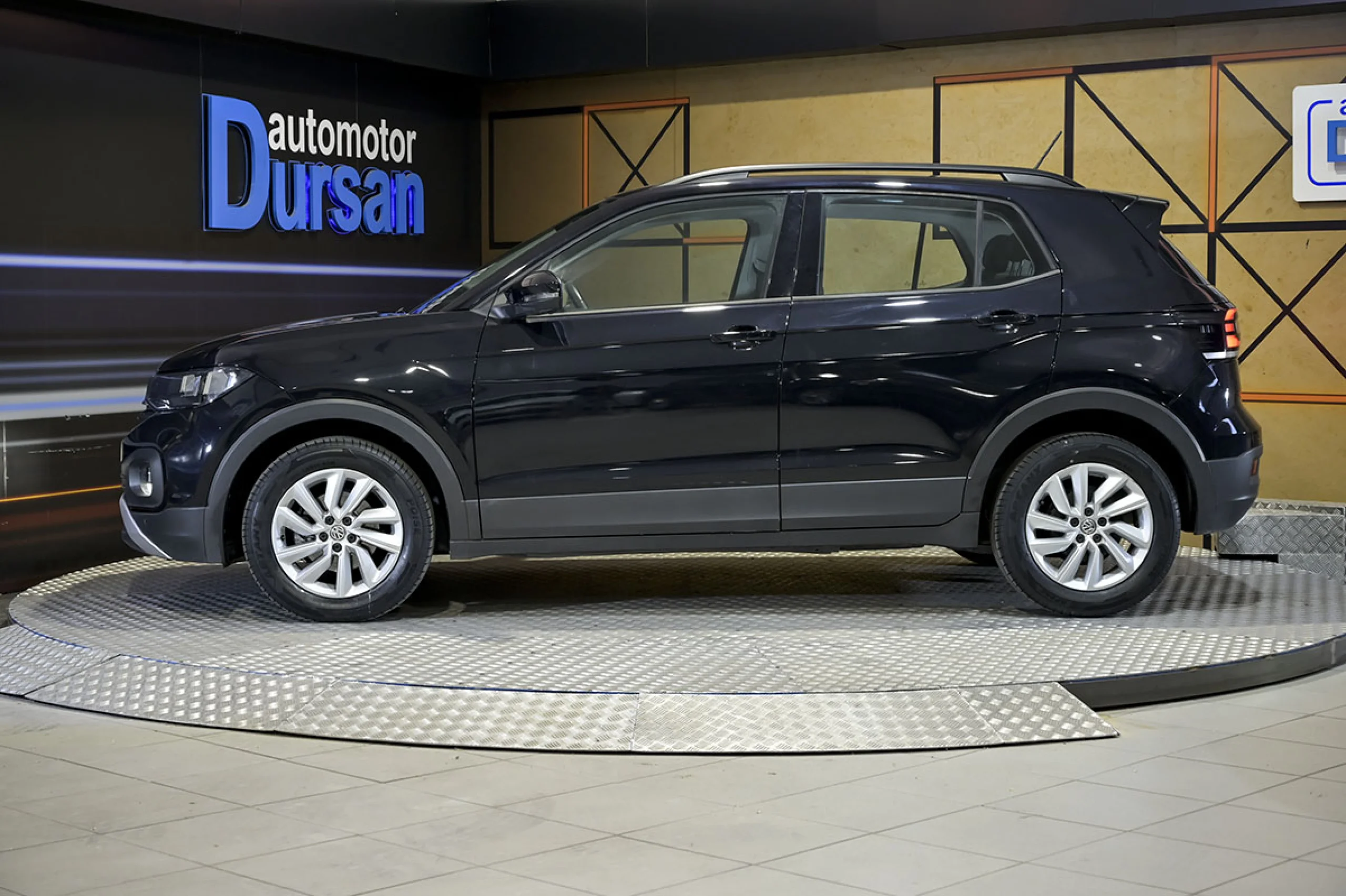 Volkswagen T-CROSS Advance 1.0 TSI 70kW 95CV - Foto 18