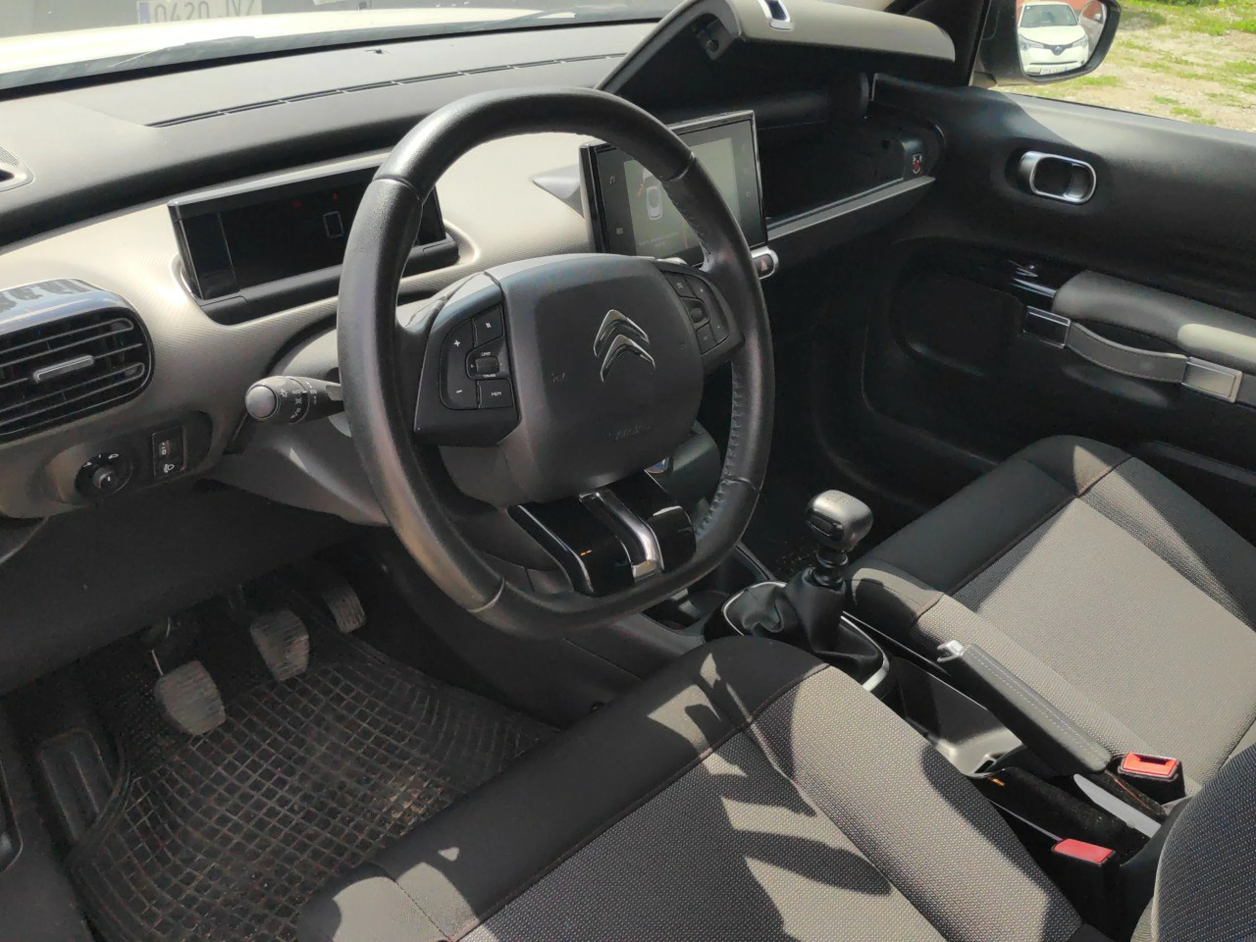 Citroen C4 Cactus BlueHDi 73KW (100CV) Feel - Foto 7