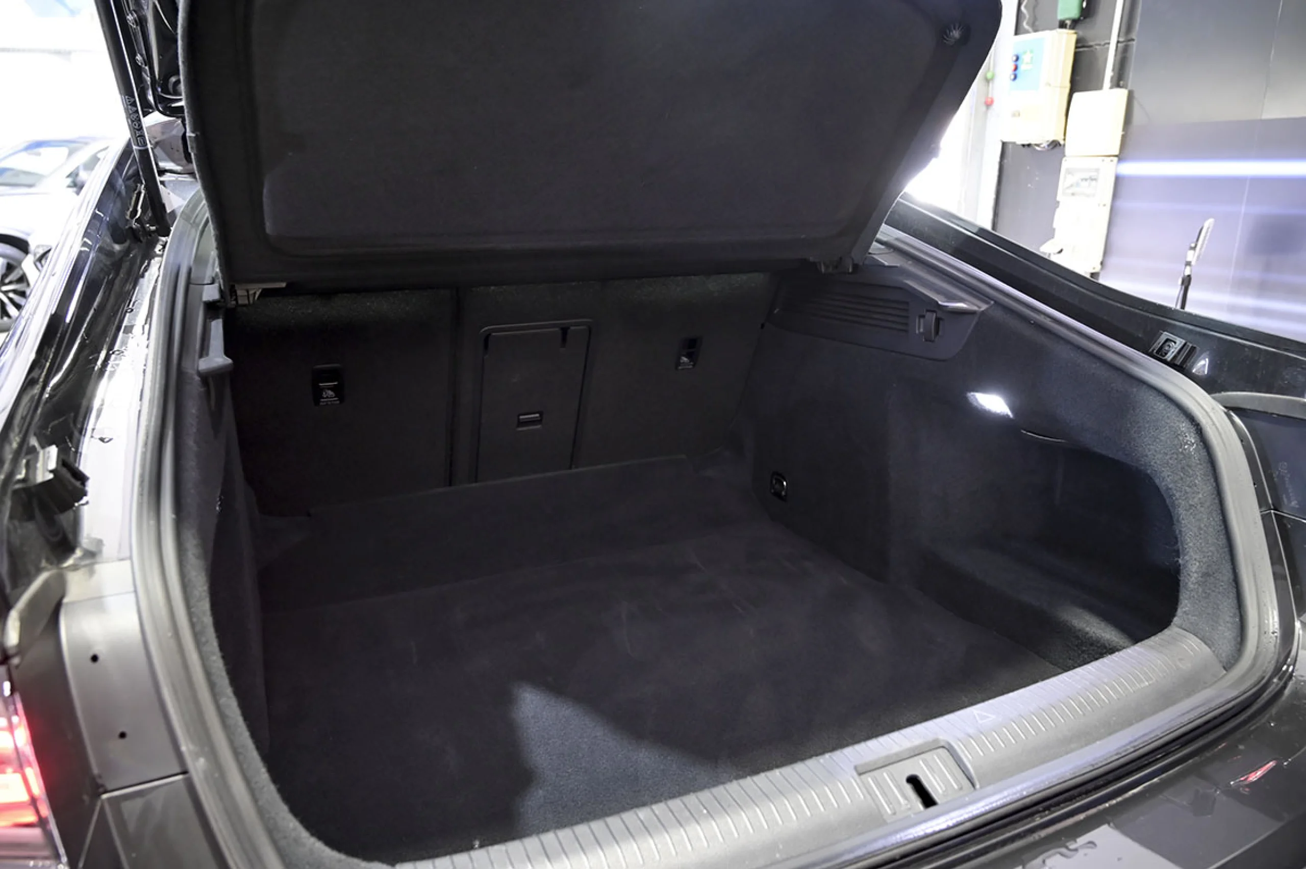 Volkswagen Arteon RLine 2.0 TDI 110kW 150CV DSG - Foto 13