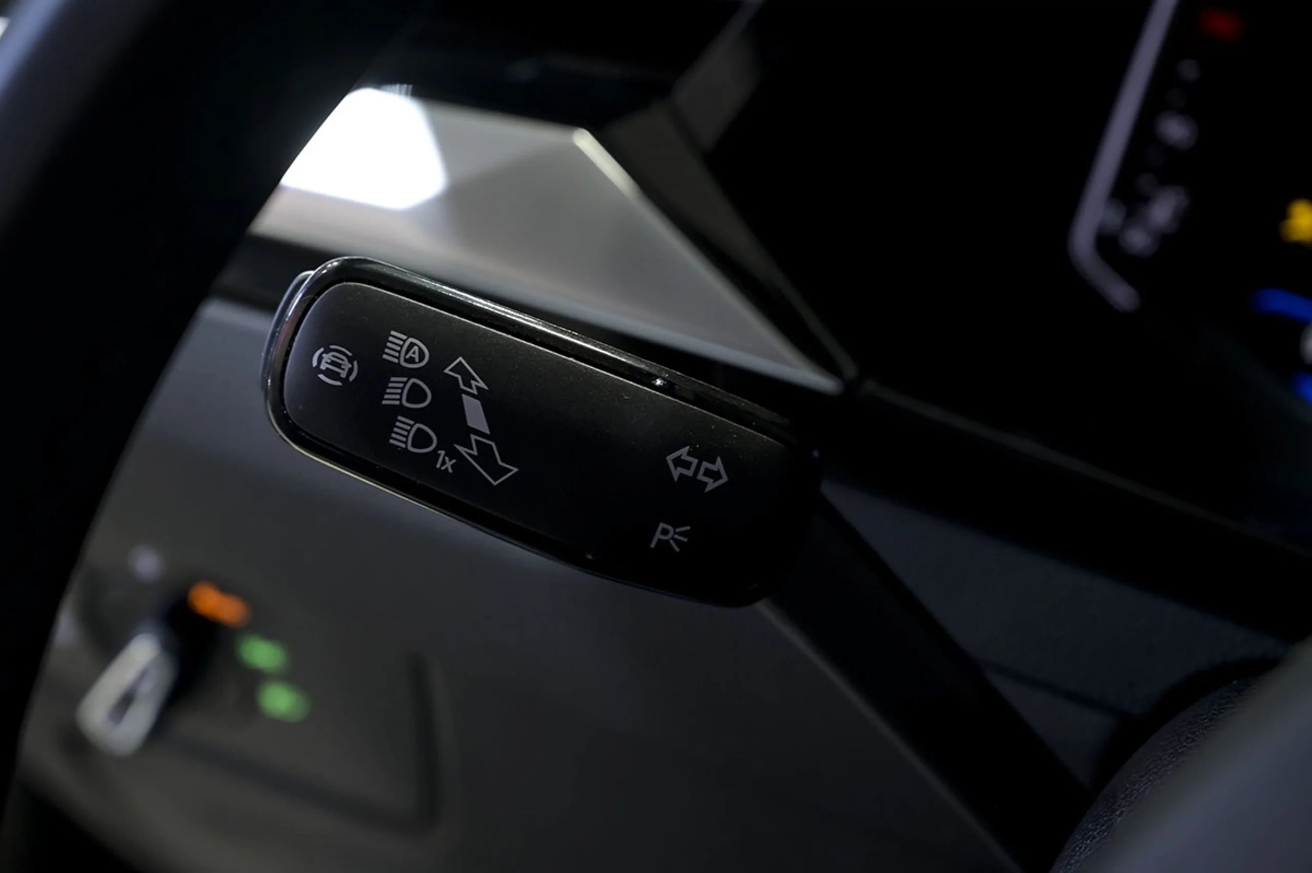 Volkswagen Arteon RLine 2.0 TDI 110kW 150CV DSG - Foto 24