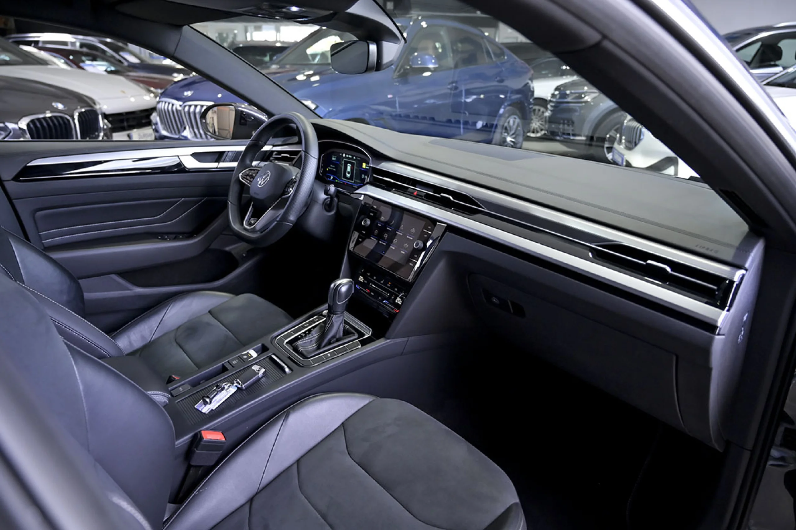 Volkswagen Arteon RLine 2.0 TDI 110kW 150CV DSG - Foto 30