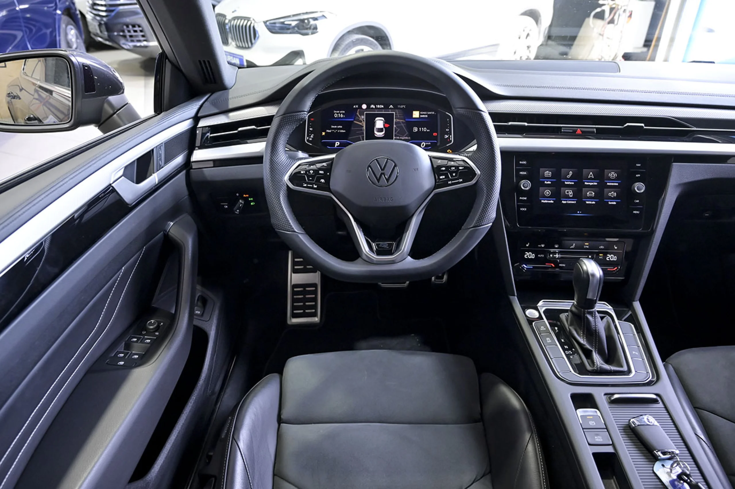 Volkswagen Arteon RLine 2.0 TDI 110kW 150CV DSG - Foto 31