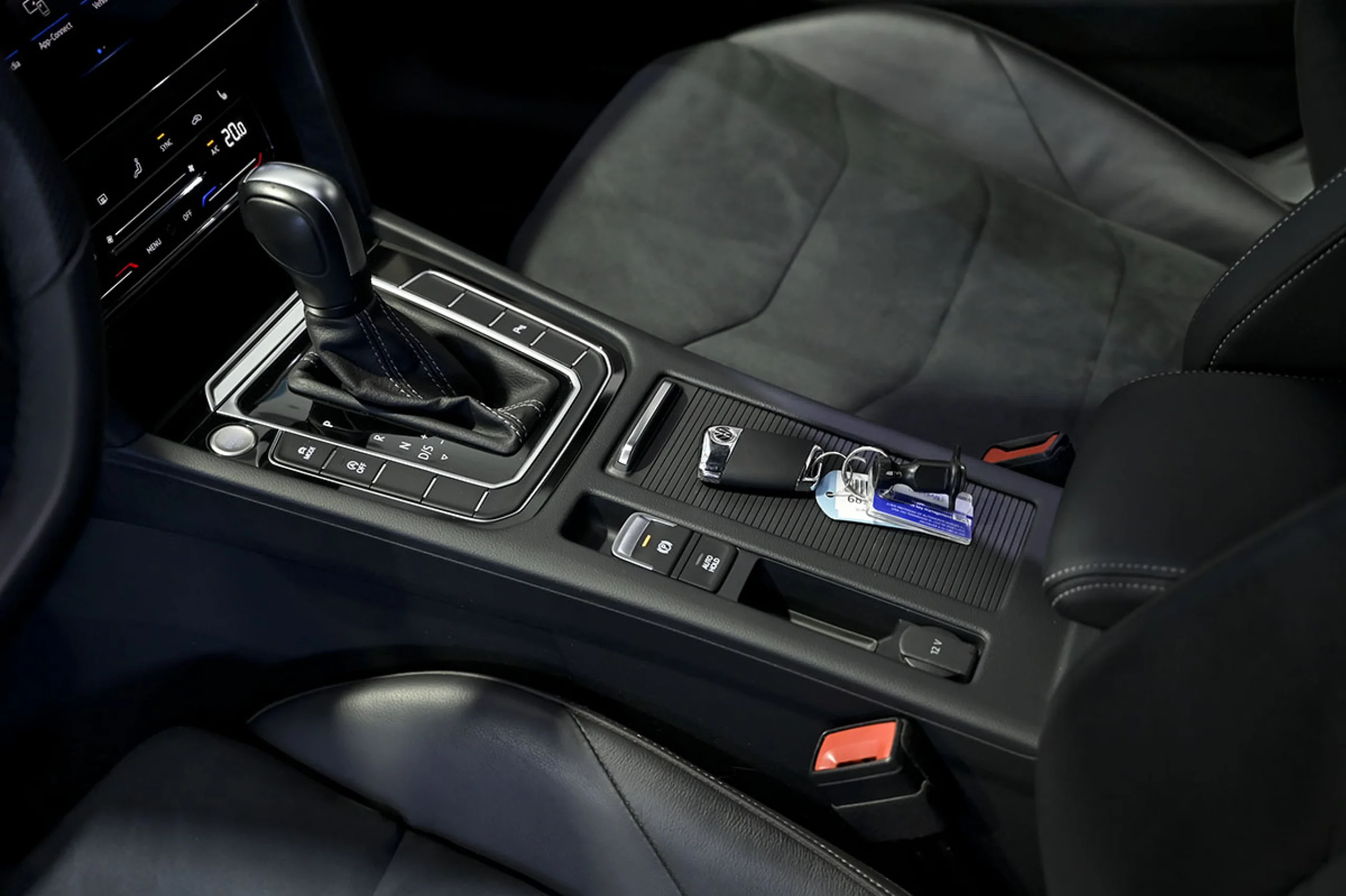 Volkswagen Arteon RLine 2.0 TDI 110kW 150CV DSG - Foto 33