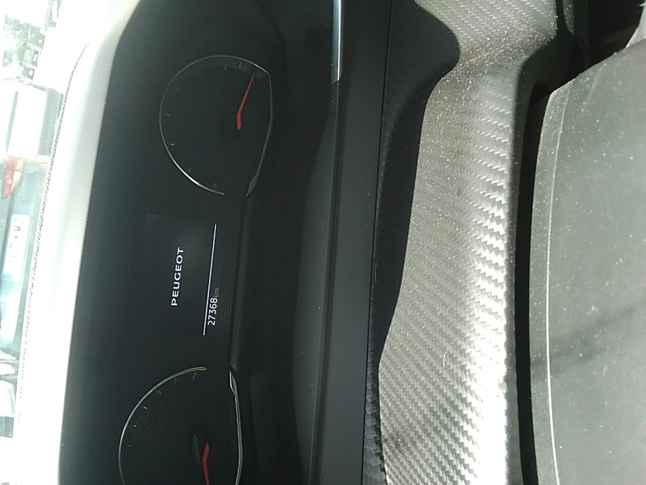 Peugeot 2008 Active Pack BlueHDI 81kW (110CV) - Foto 8