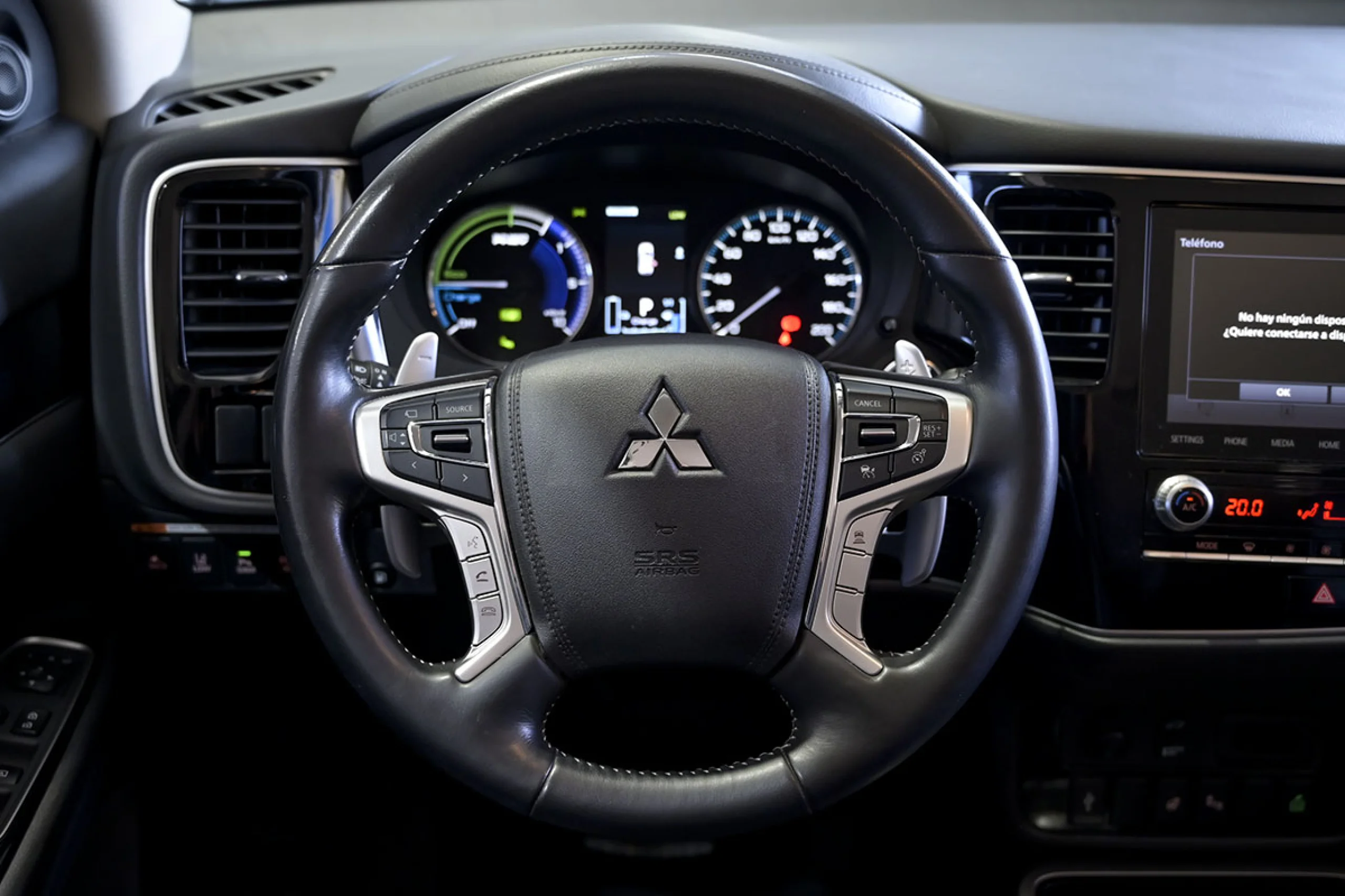 Mitsubishi Outlander 2.4 PHEV Kaiteki Auto 4WD - Foto 27