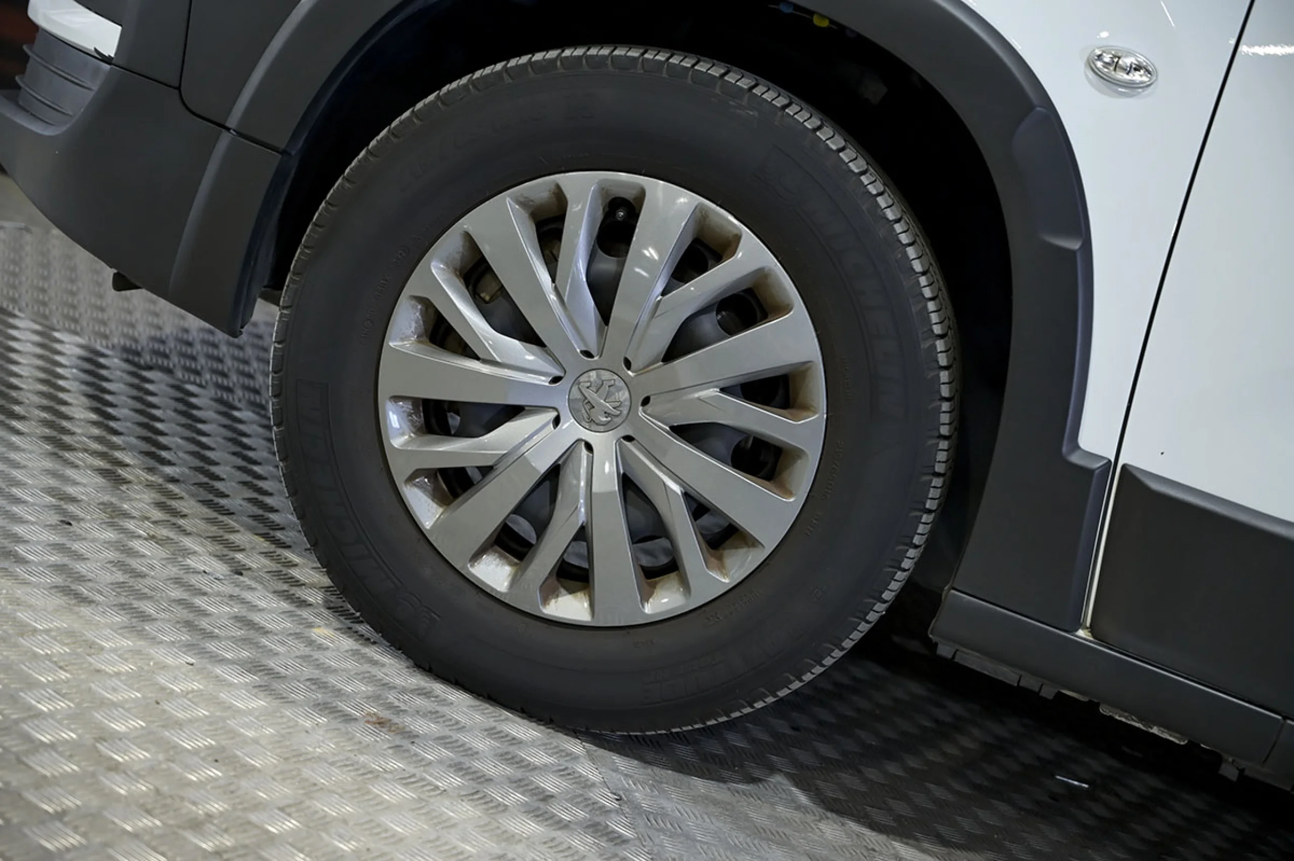 Peugeot Rifter Active Pack Business Std. BlueHDi 100 - Foto 13