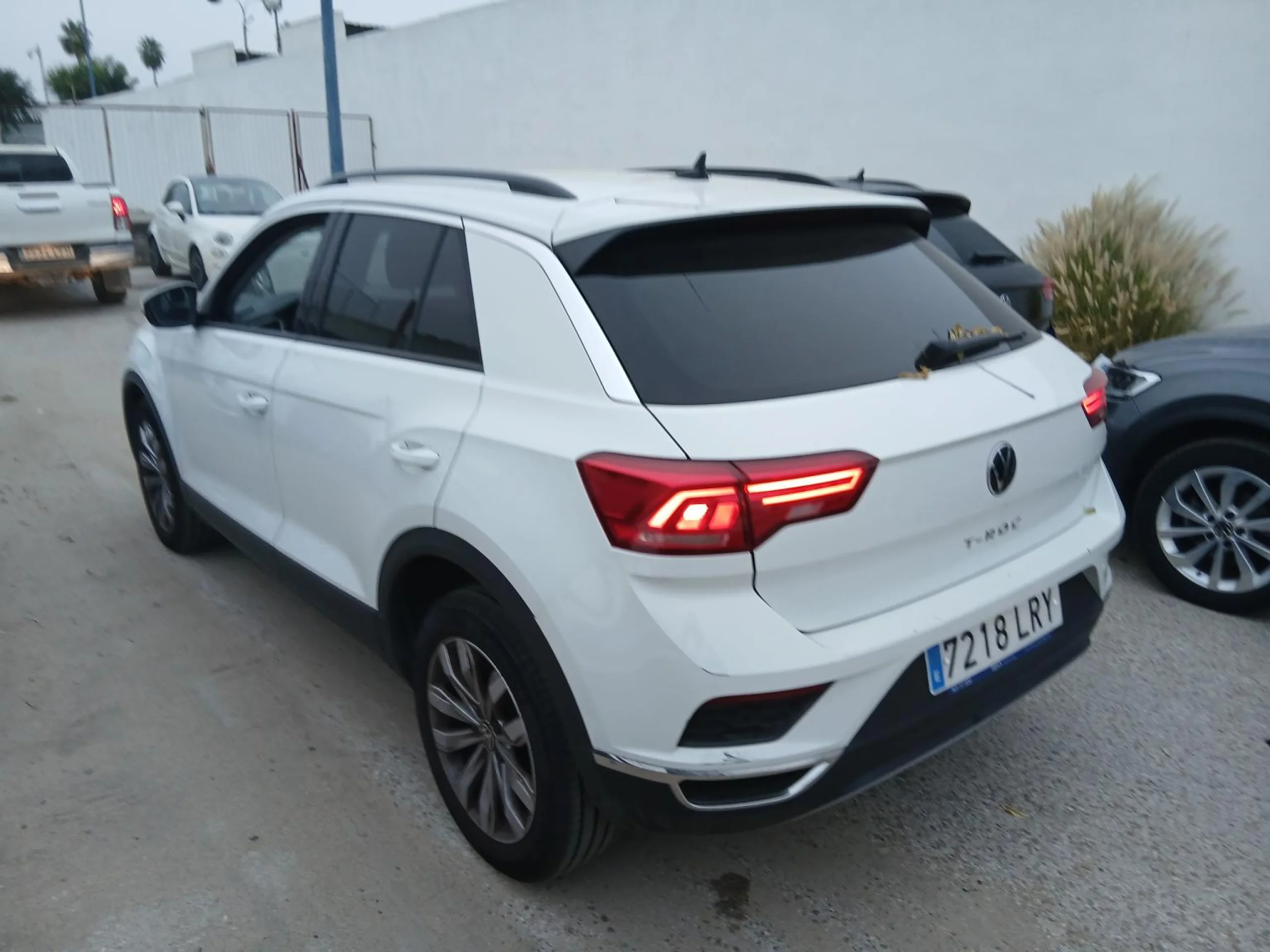 Volkswagen T-Roc Advance 1.0 TSI 81kW (110CV) - Foto 2