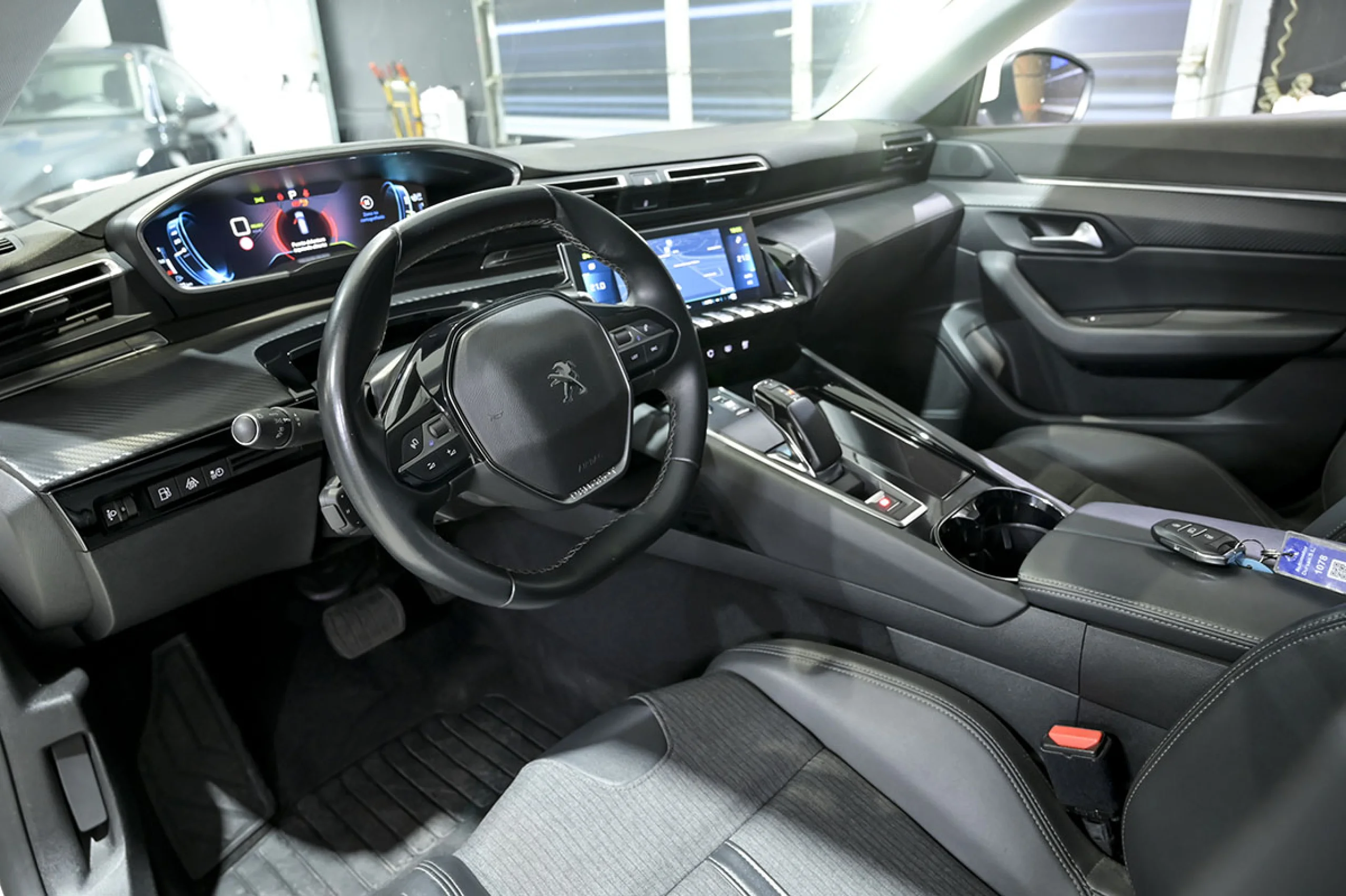 Peugeot 508 Hybrid 5P Allure 225 eEAT8 - Foto 12