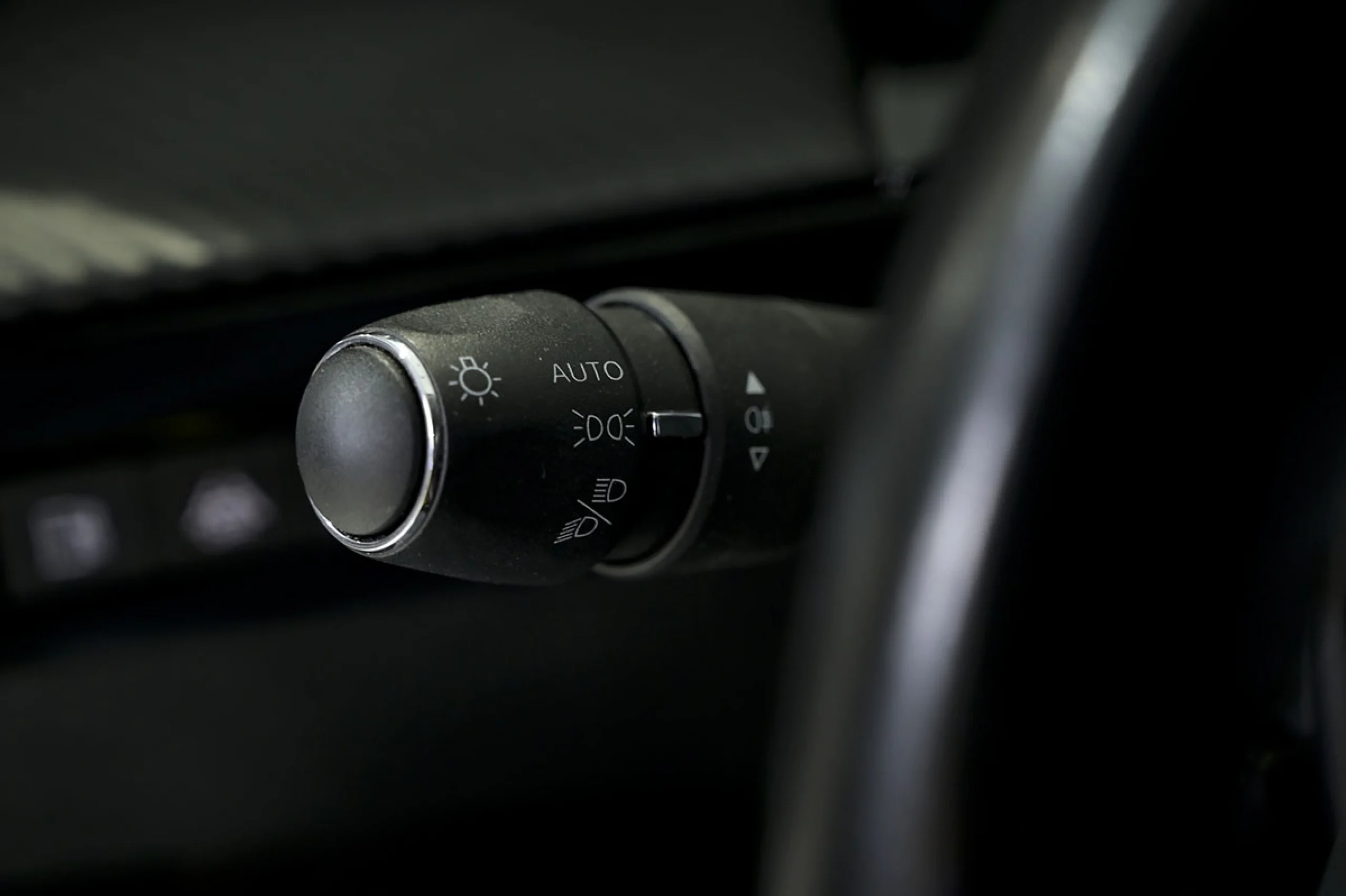 Peugeot 508 Hybrid 5P Allure 225 eEAT8 - Foto 27