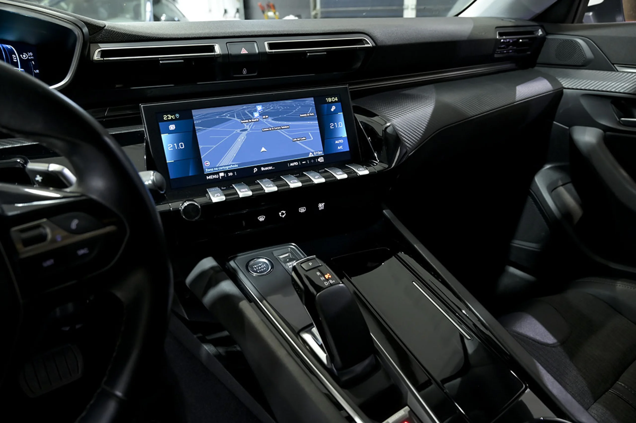 Peugeot 508 Hybrid 5P Allure 225 eEAT8 - Foto 32